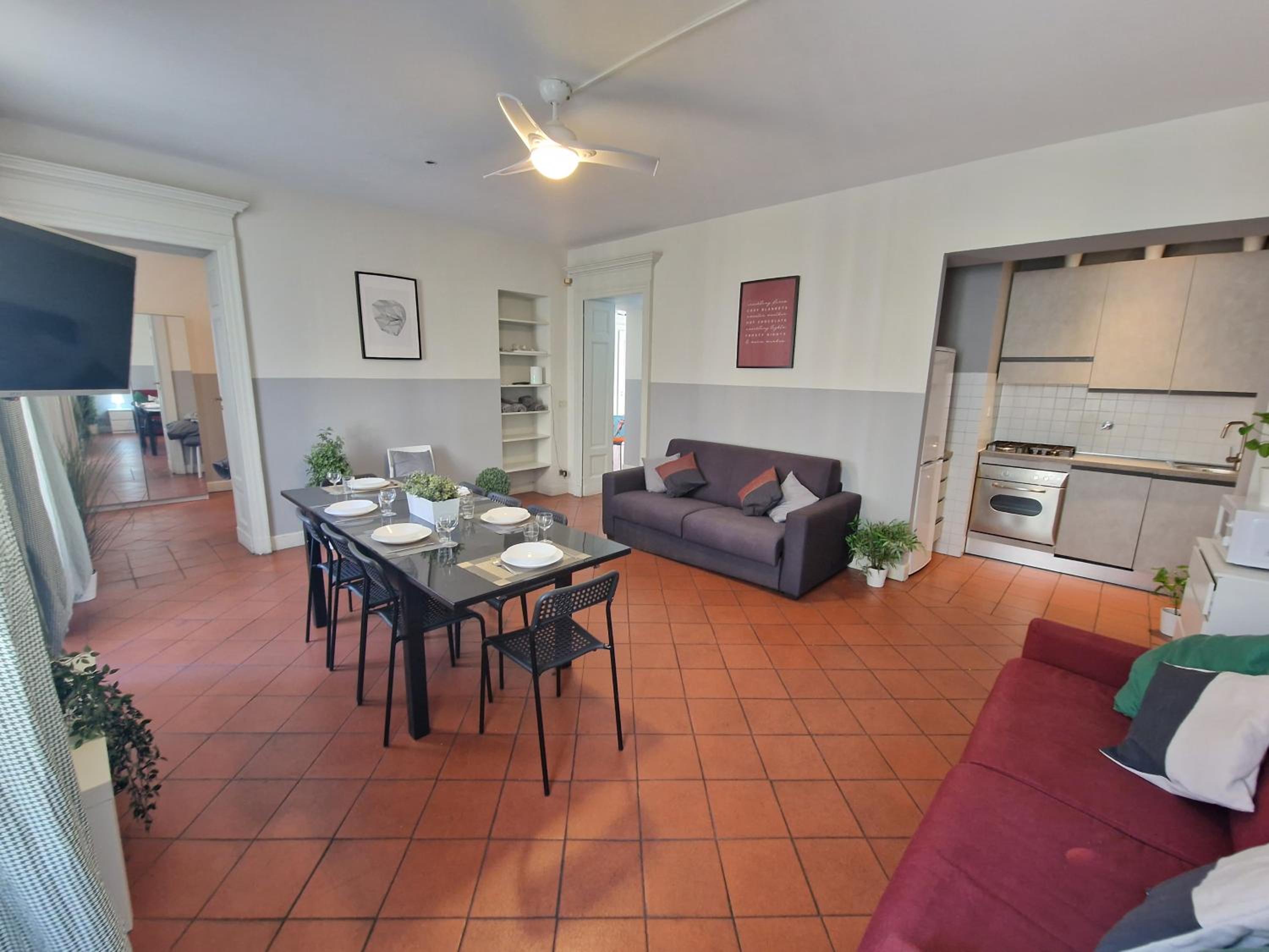 Three-Bedroom Apartment - Photo 13