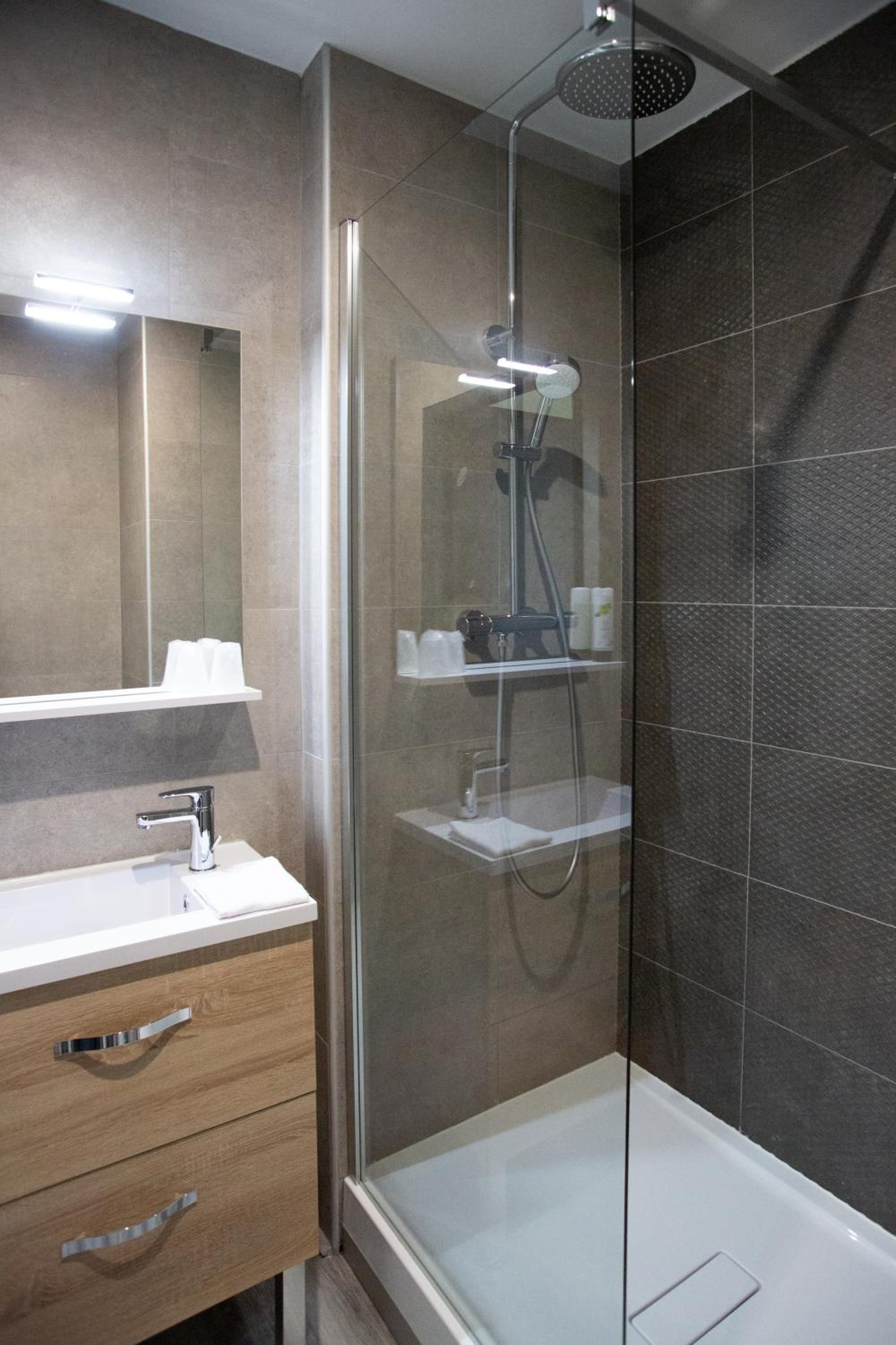 Superior Double Room with Garden View - Photo 7