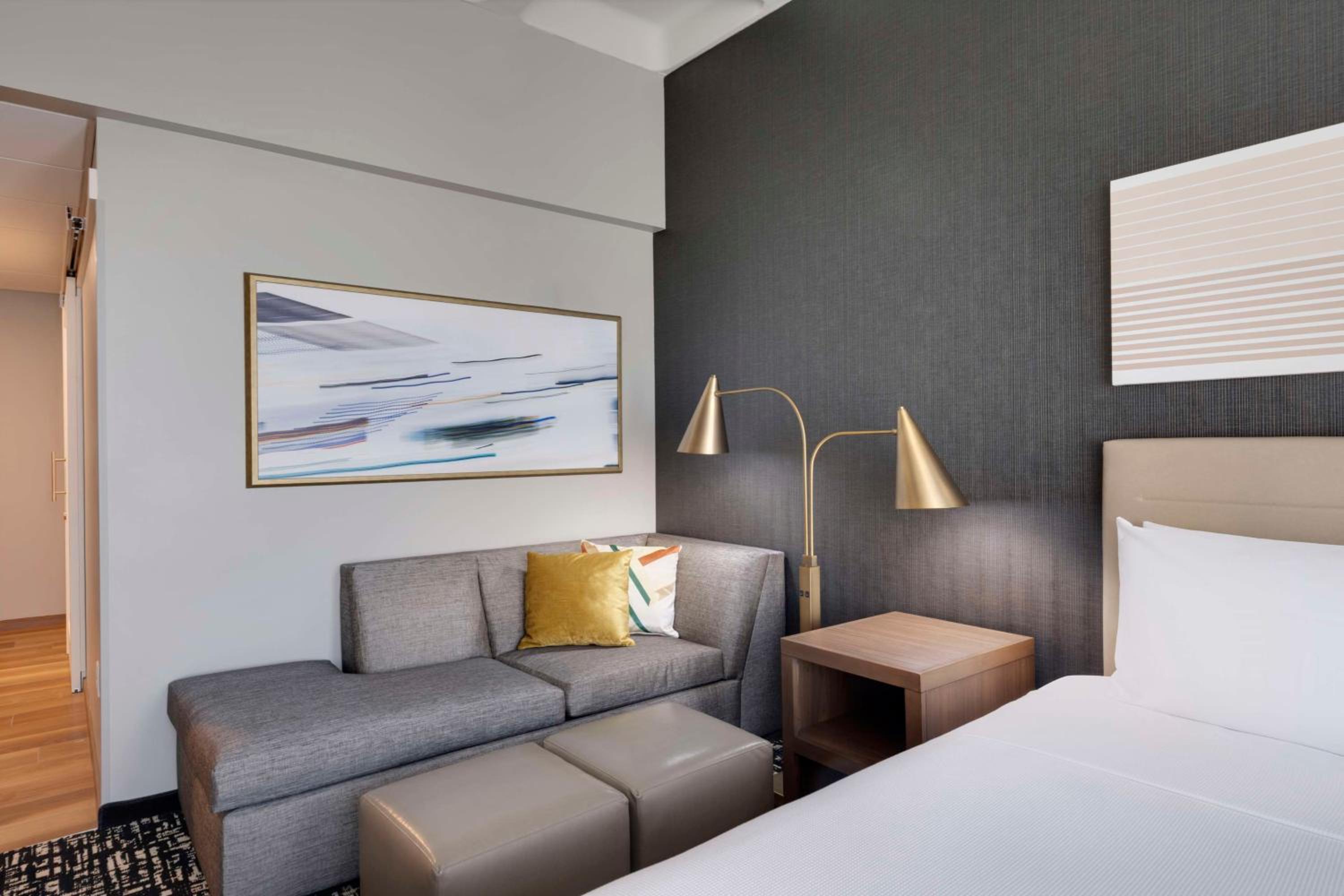 High Floor | King Bed (Plus Sofa Bed) thumbnail 6