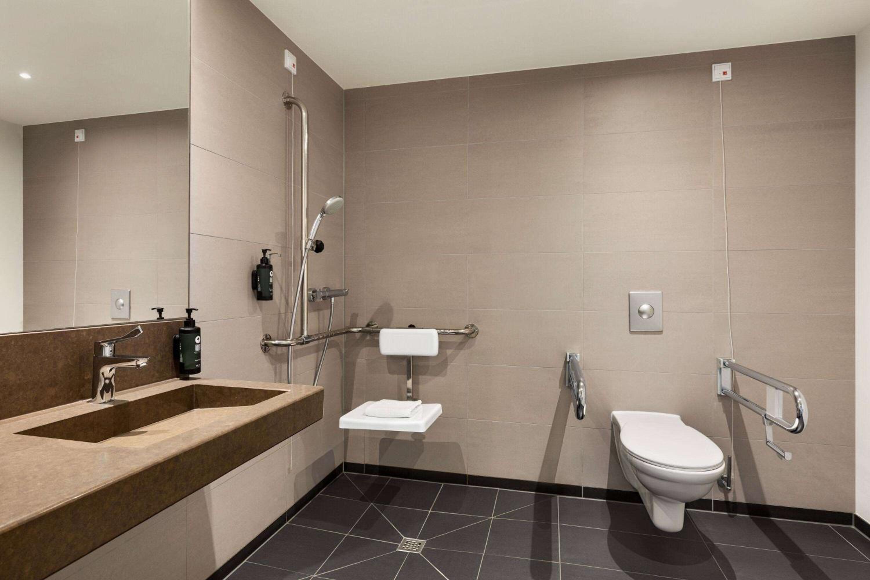 Vienna House Easy by Wyndham Osnabrück, Photo 4