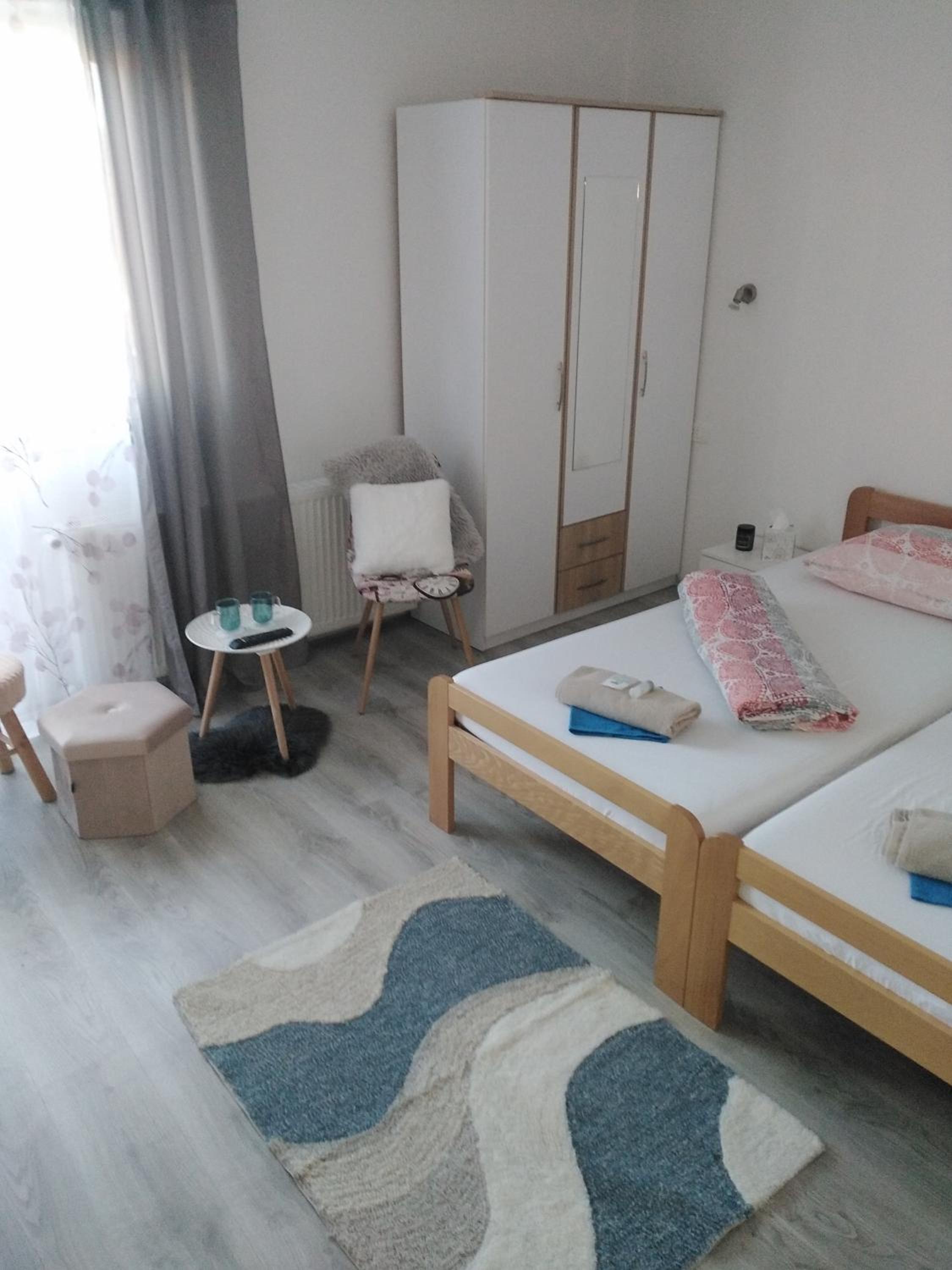 Double Room with Private Bathroom photo 2