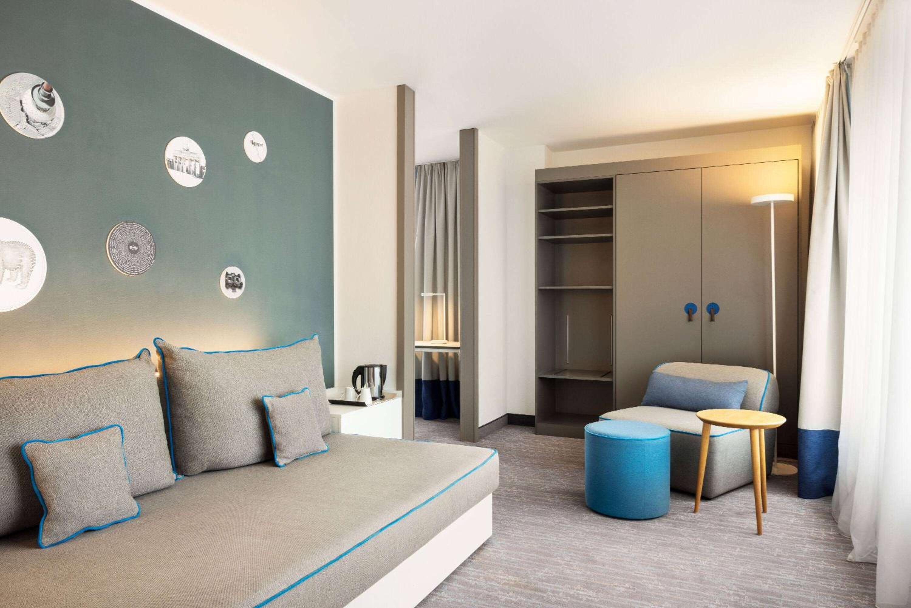 Lounge Room photo 1