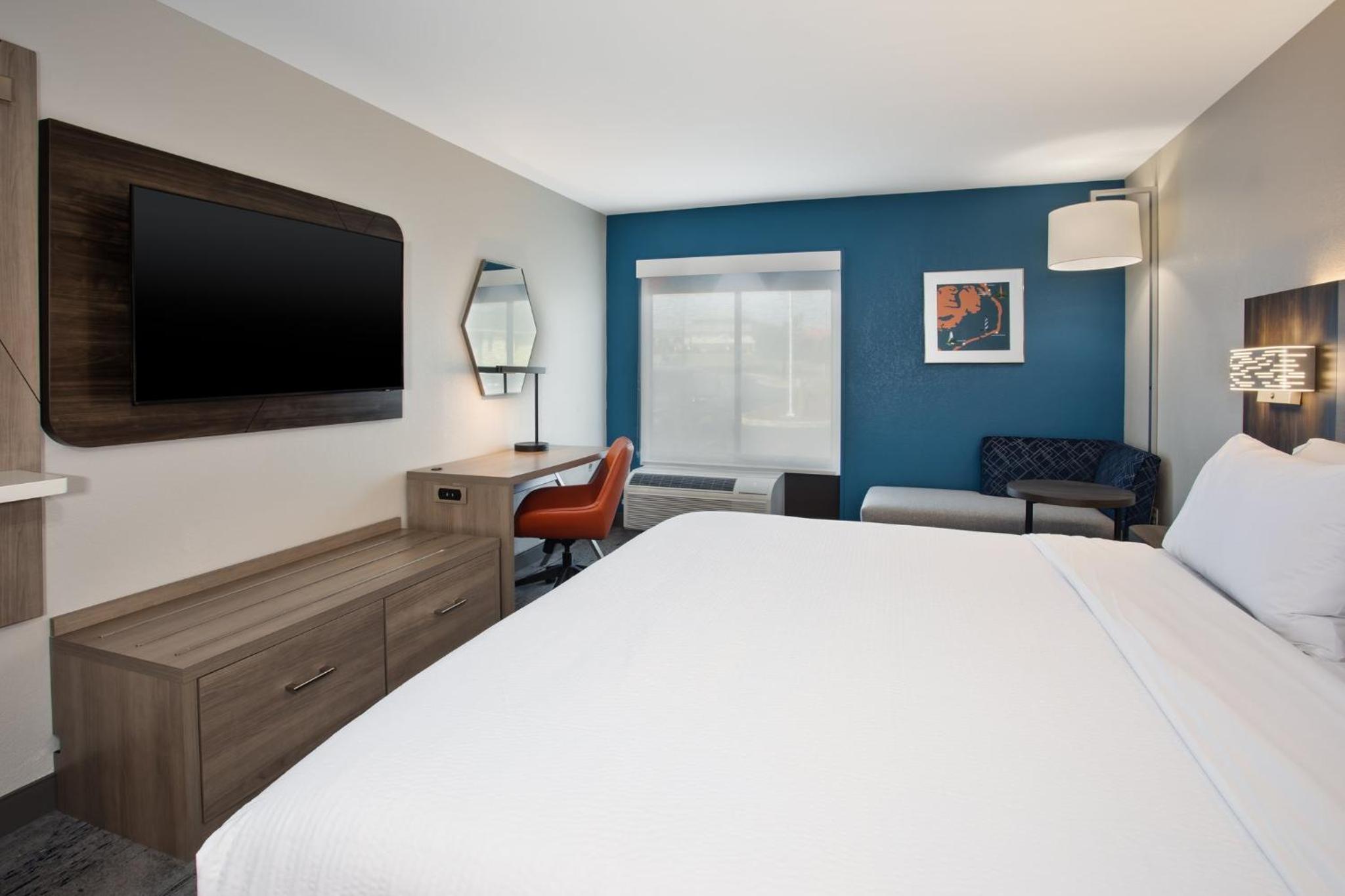 Standard King Room - Photo 5