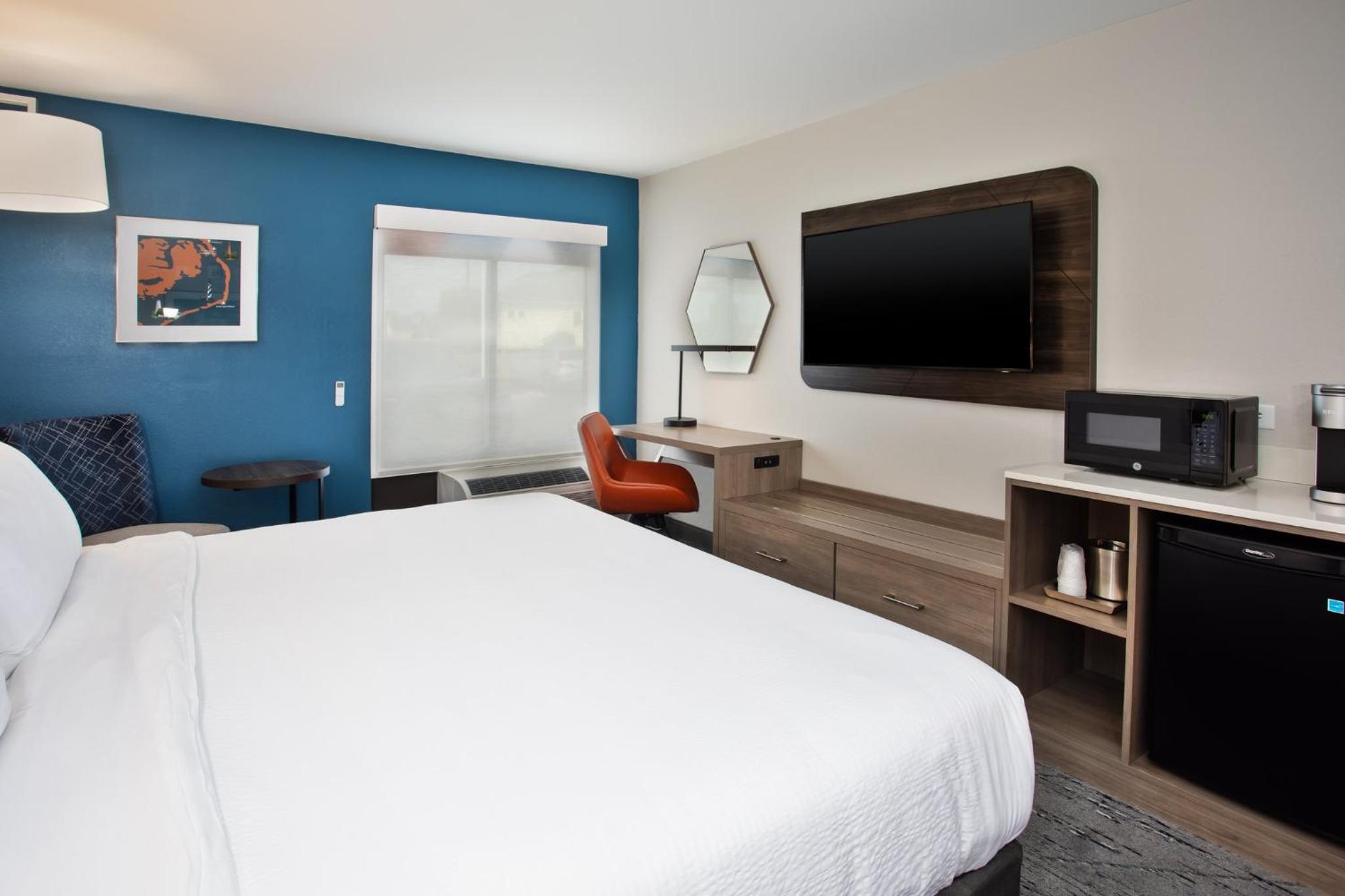 Standard King Room - Photo 6