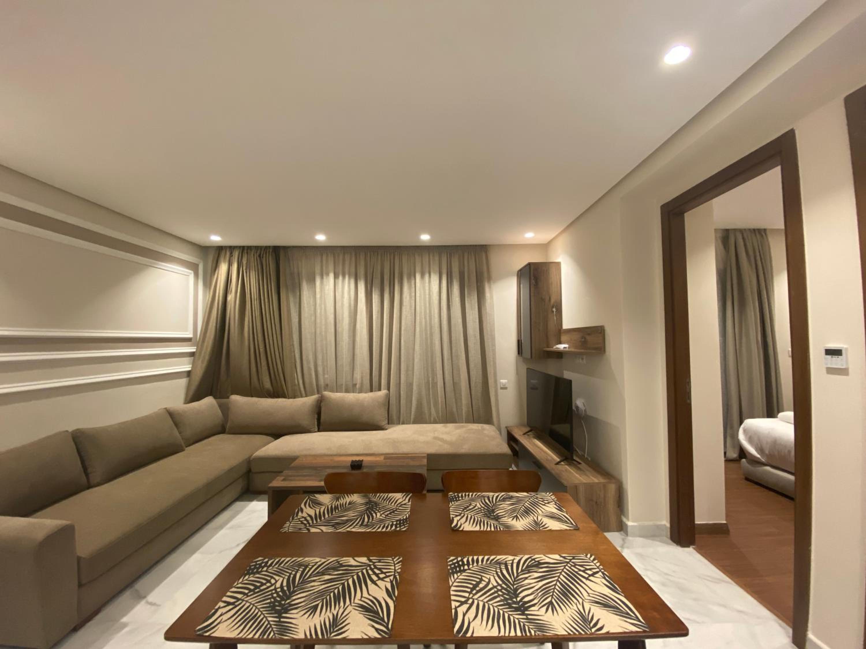 One-Bedroom Apartment