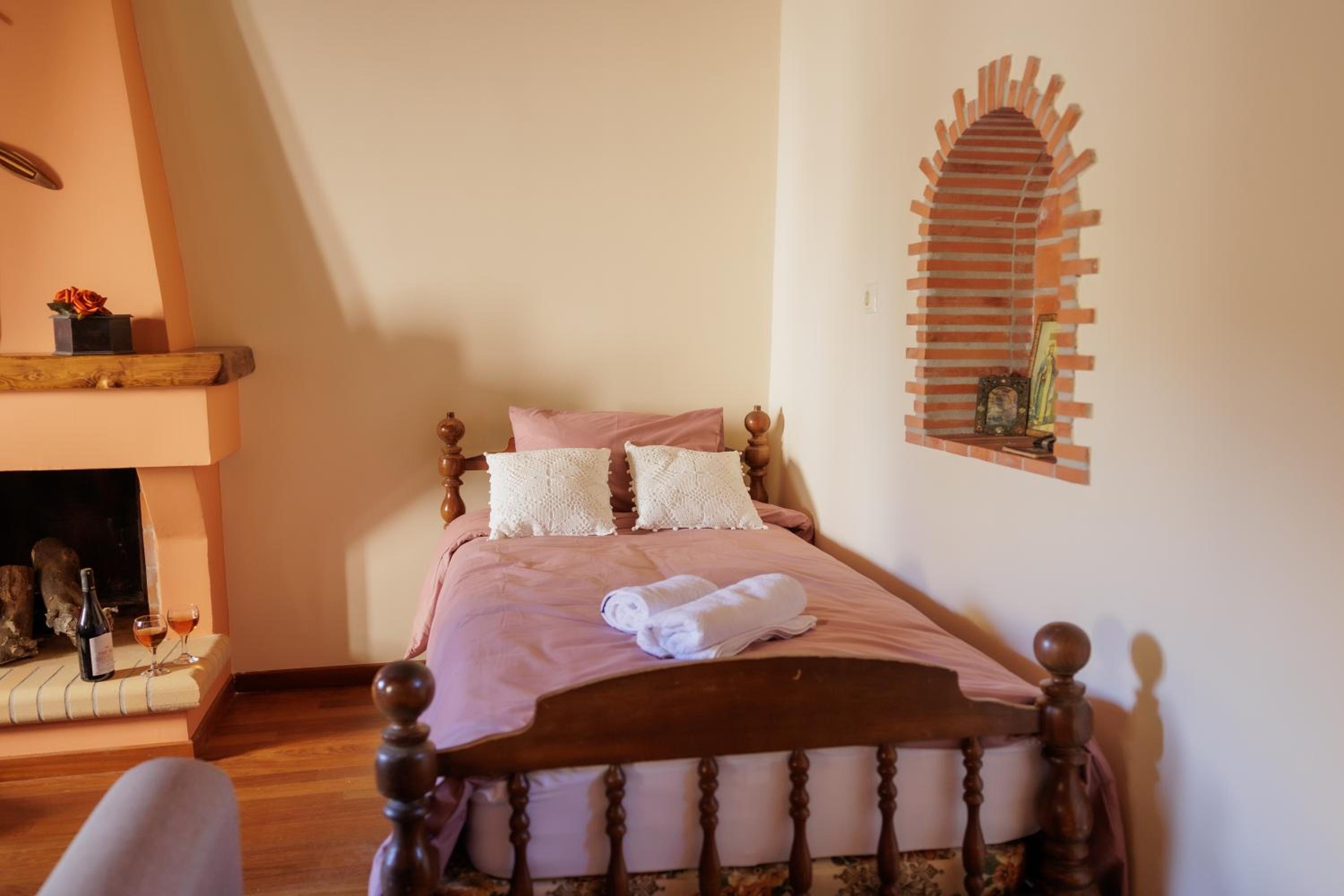 Two-Bedroom House photo 3