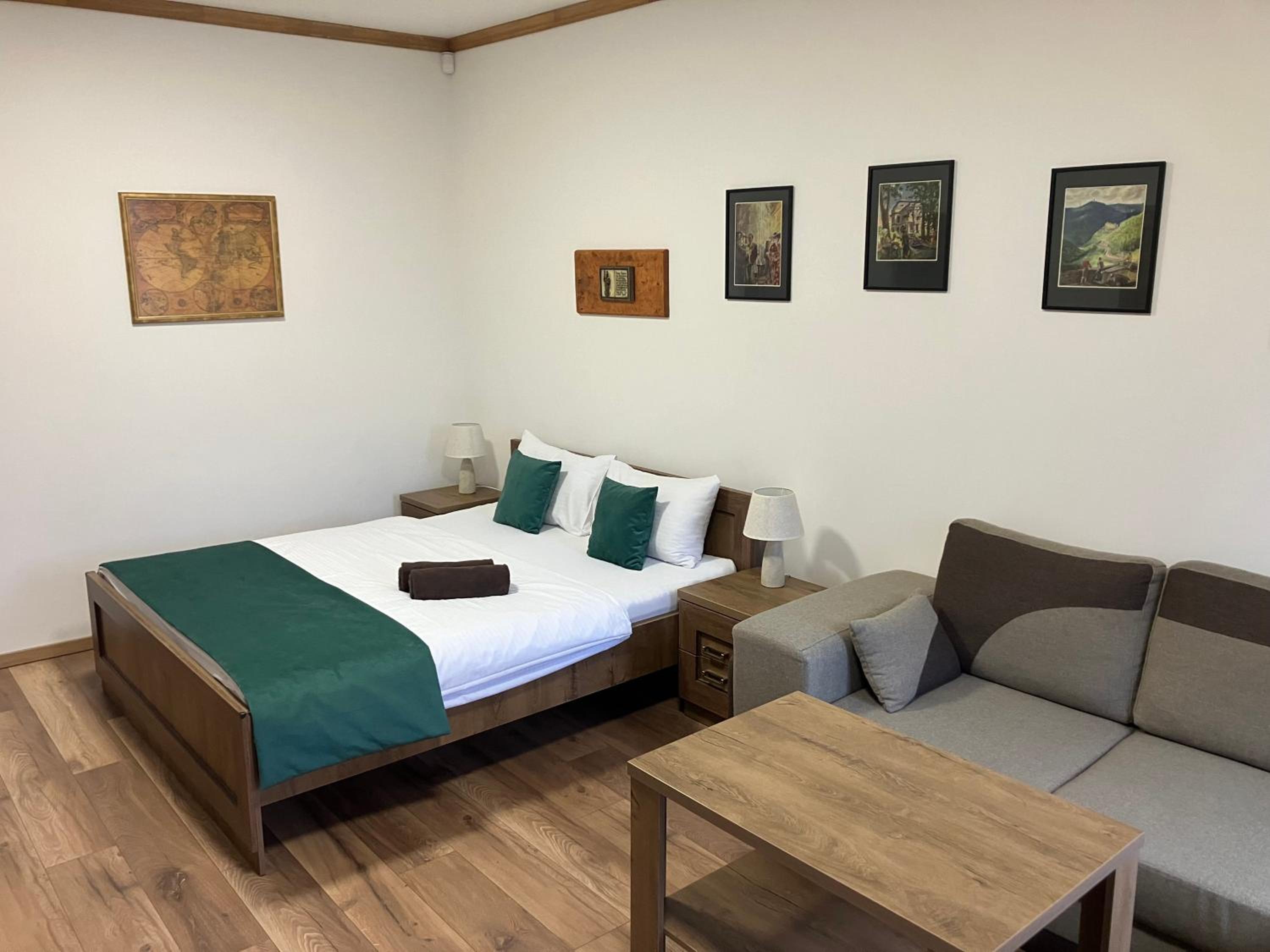 One-Bedroom Apartment