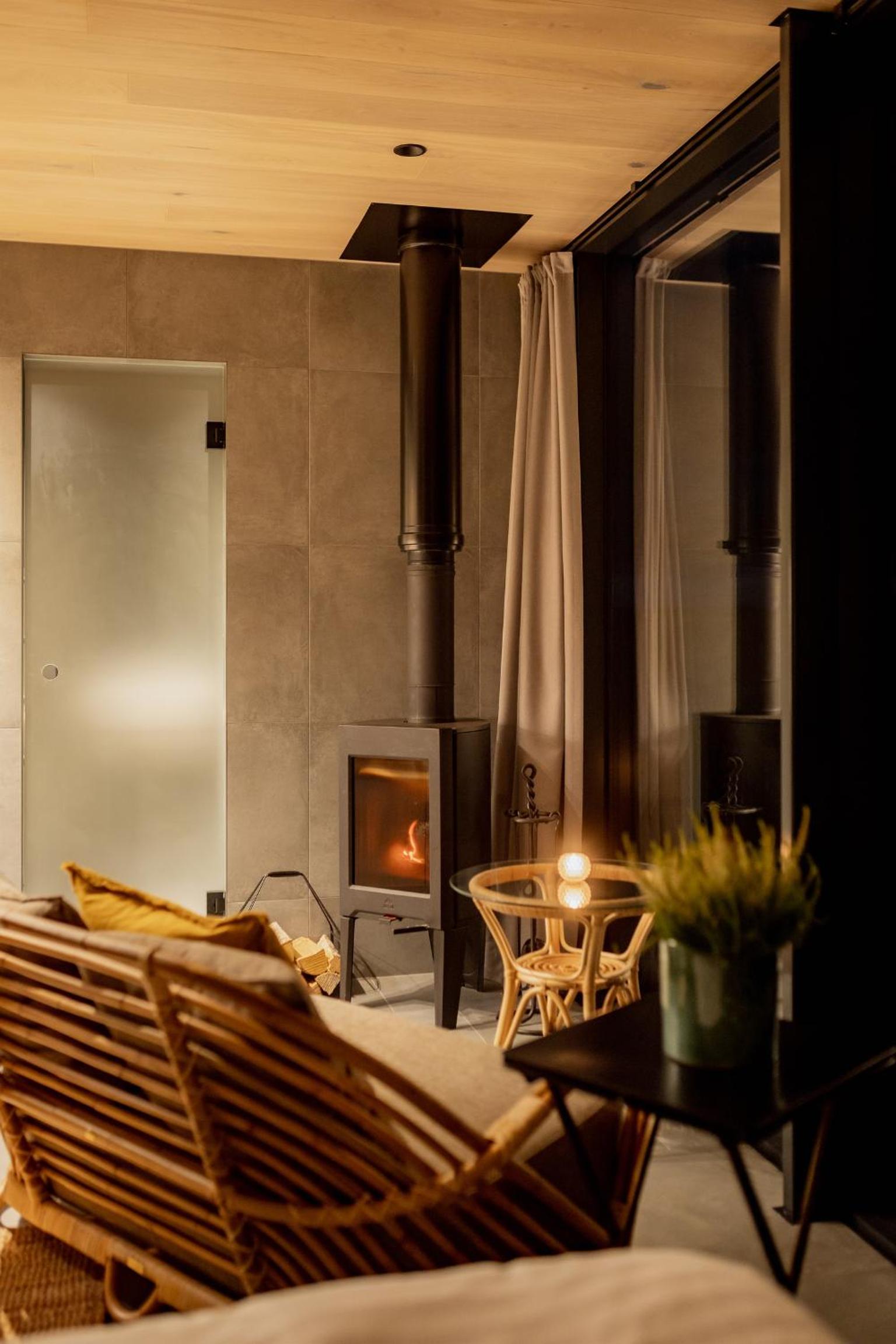 One-Bedroom Cottage