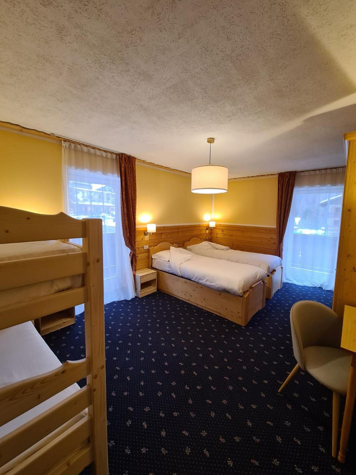 Superior Quadruple Room photo 1