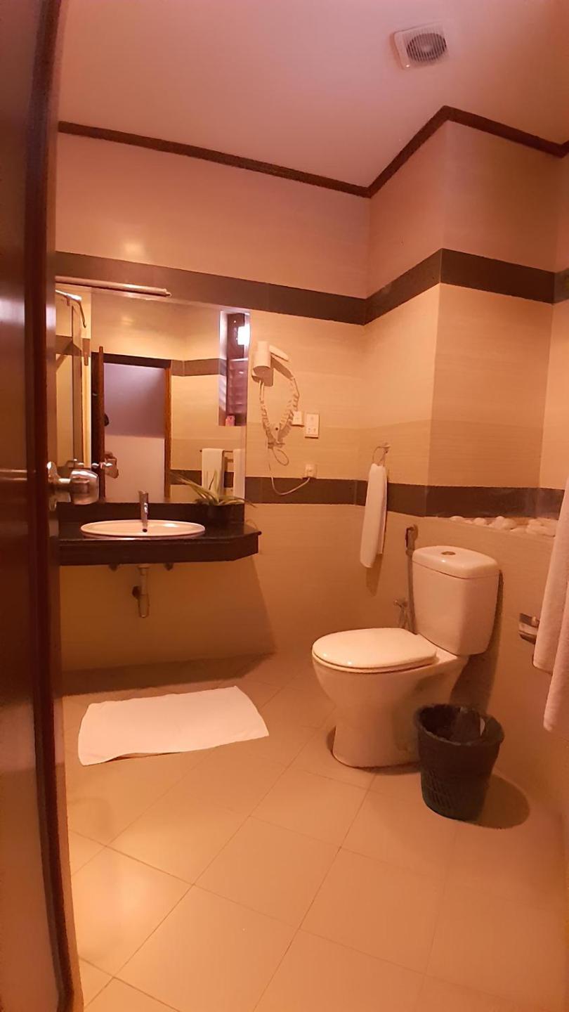Deluxe Single Room with Balcony photo 3