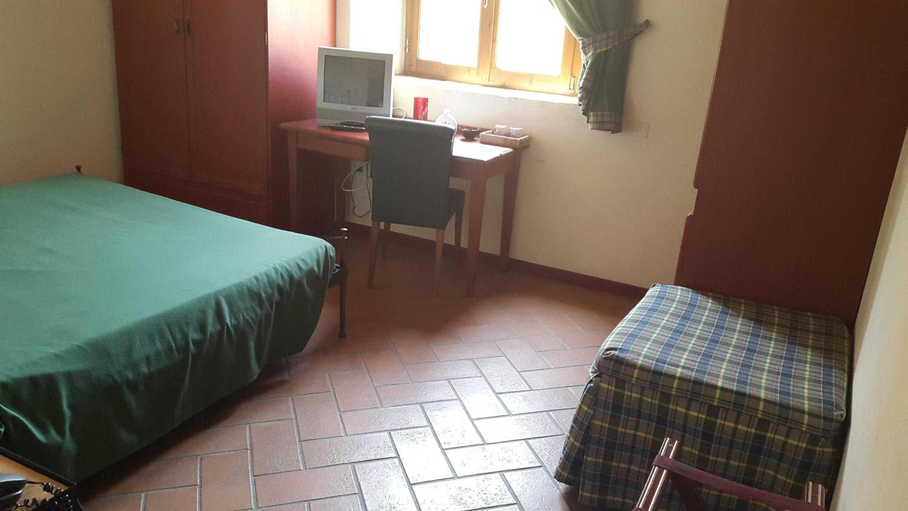 Double or Twin Room - Photo 3