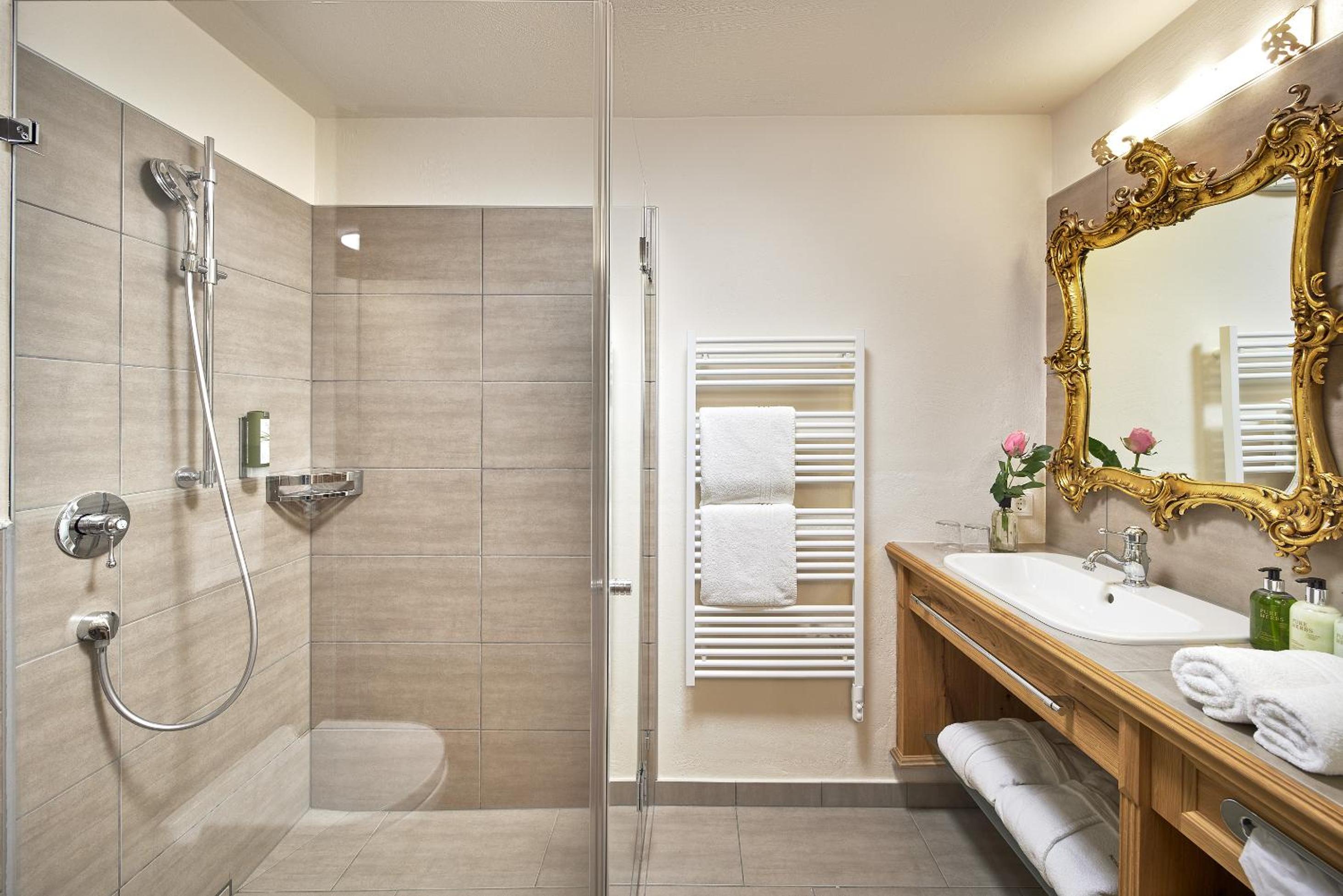 Deluxe Double Room - Photo 2