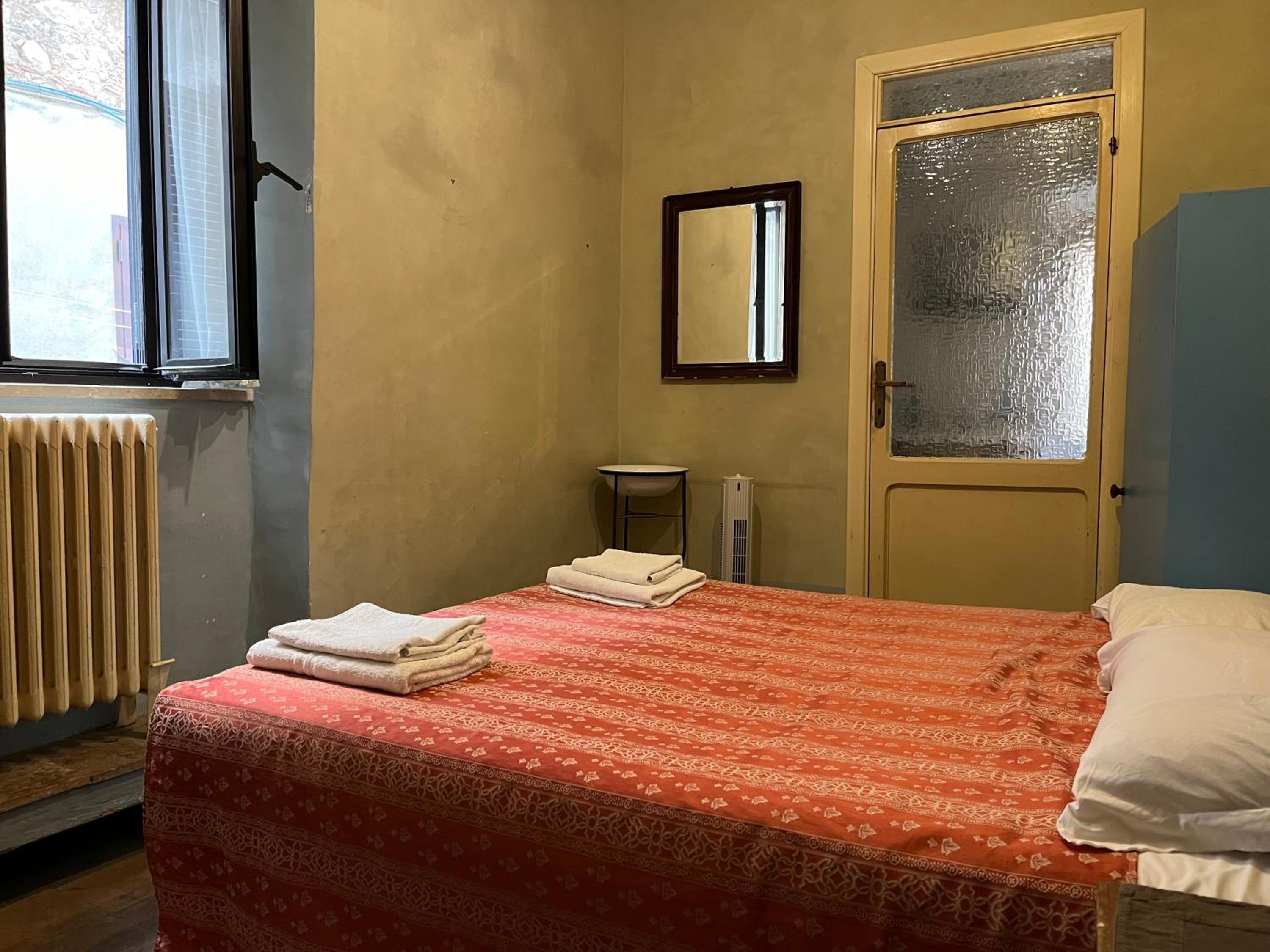 Double Room with Private Bathroom photo 1