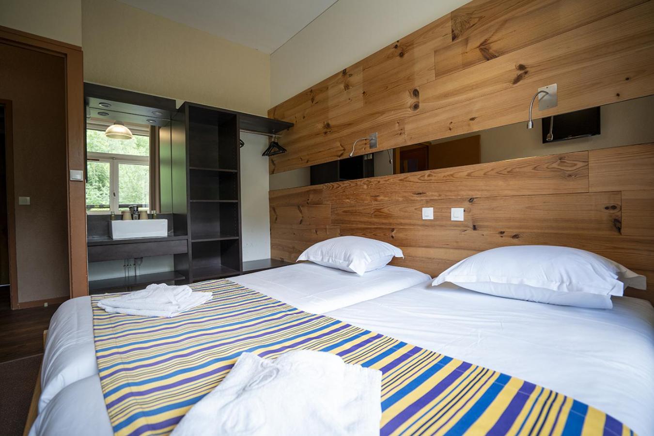 Economy Triple Room photo 1