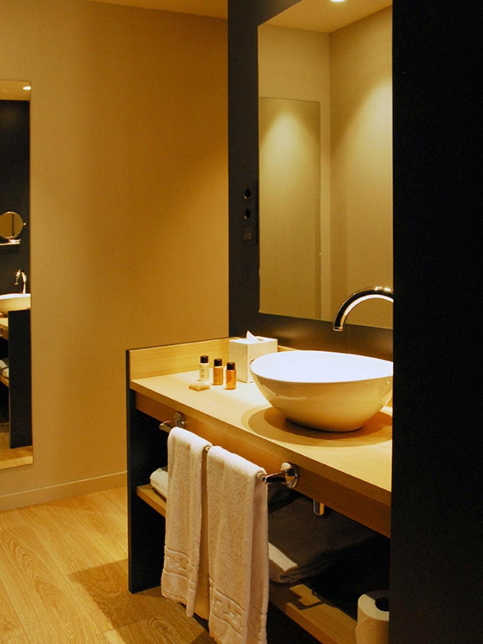 Comfort Double or Twin Room with Balcony photo 3