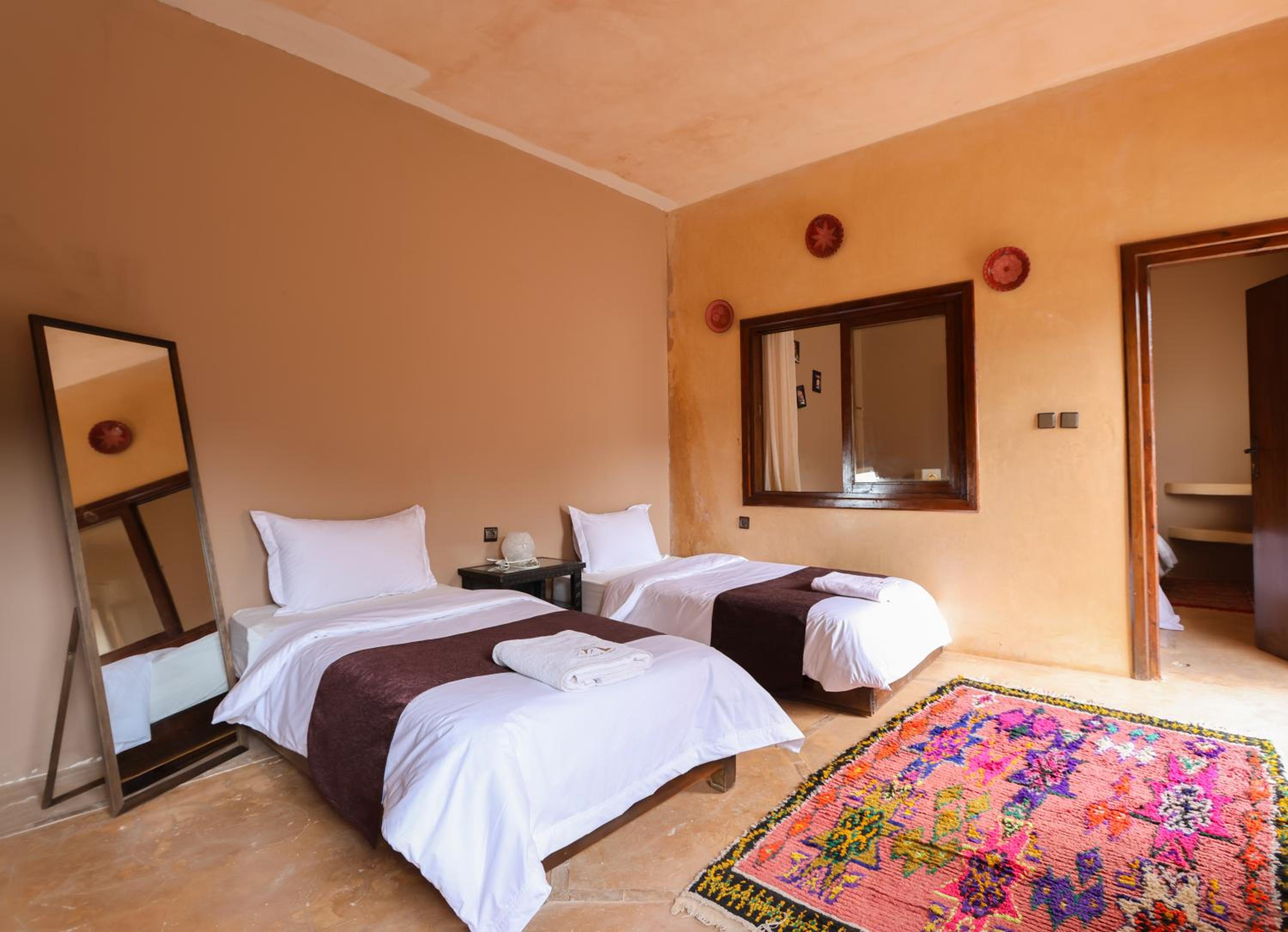 Quadruple Room with Mountain View photo 3