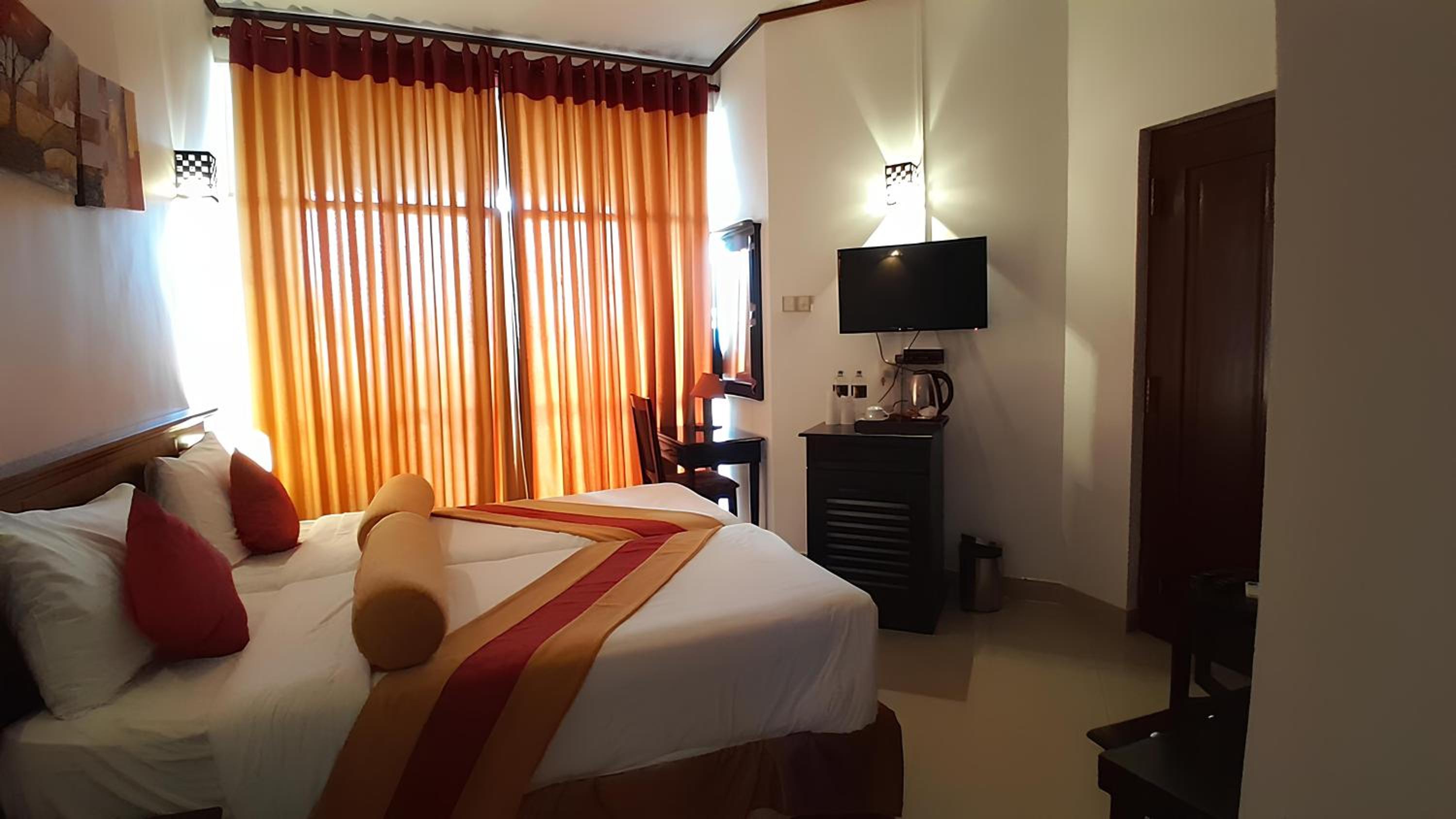 Deluxe Single Room with Balcony