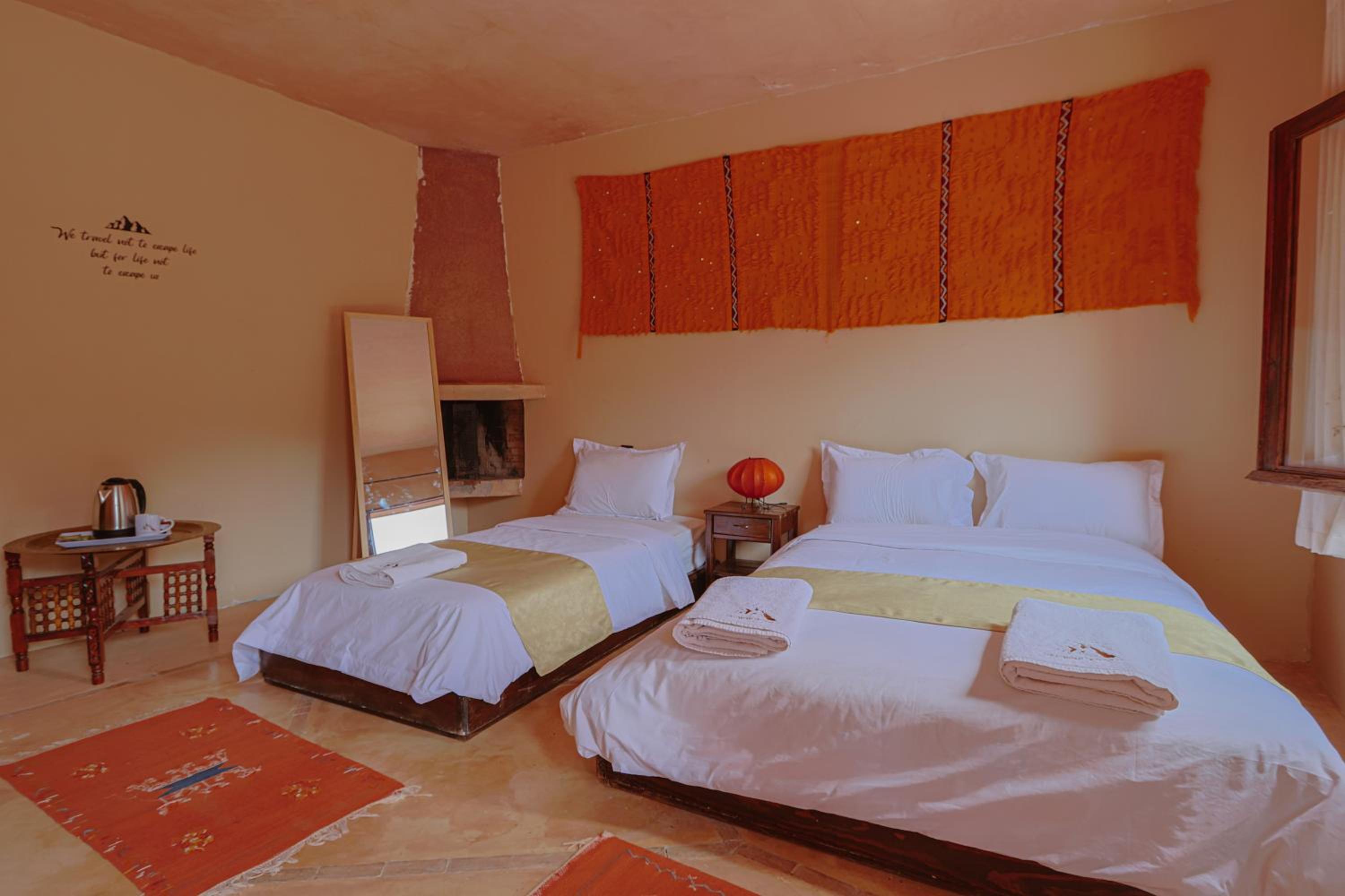 Deluxe Room - Photo 1