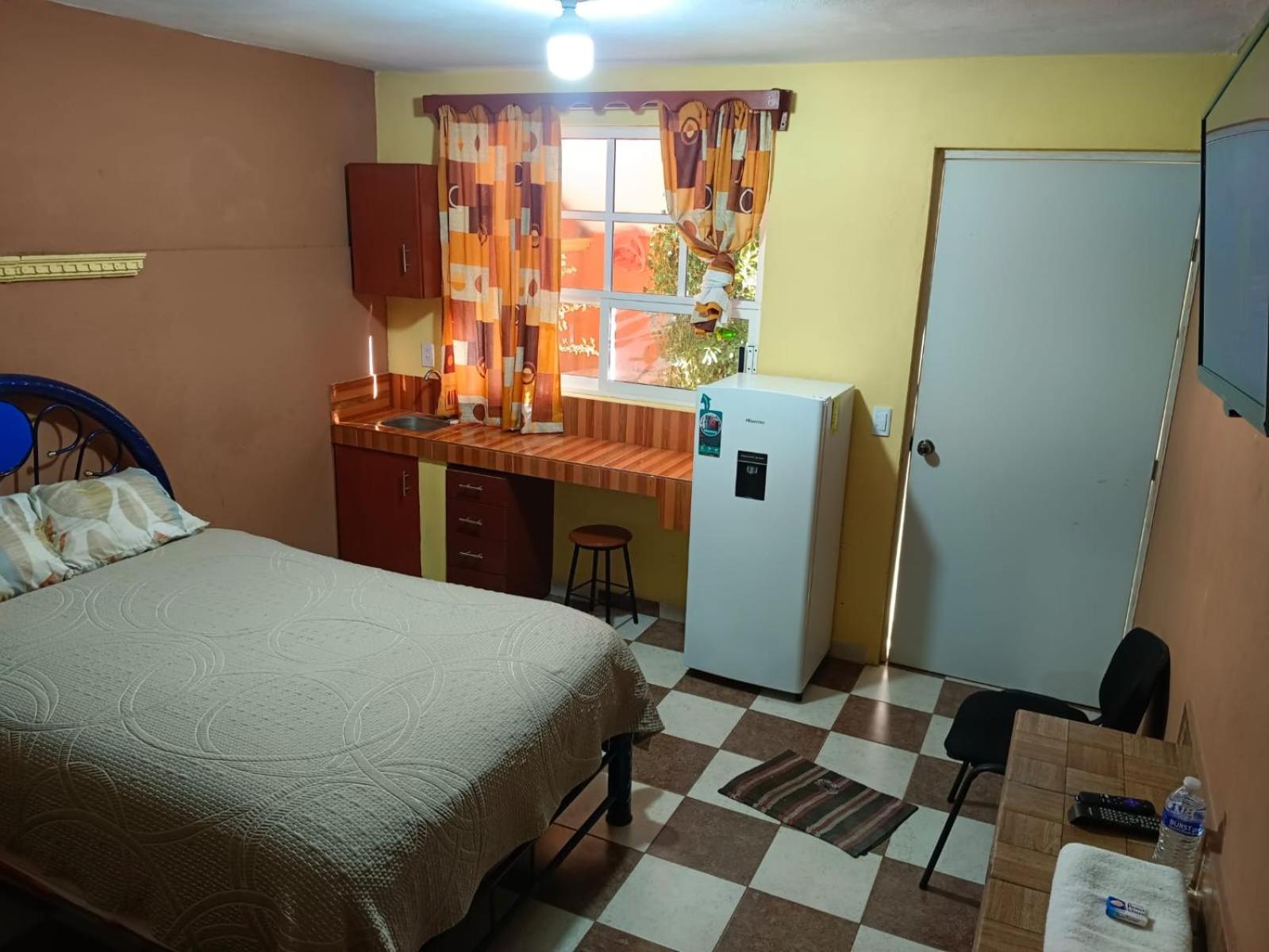 Economy Double Room photo 2