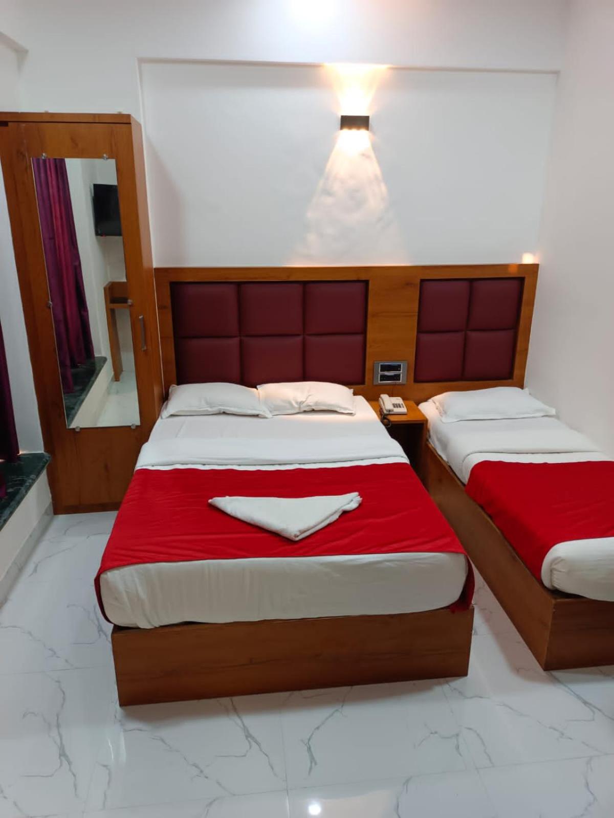 Deluxe Quadruple Room - Photo 3