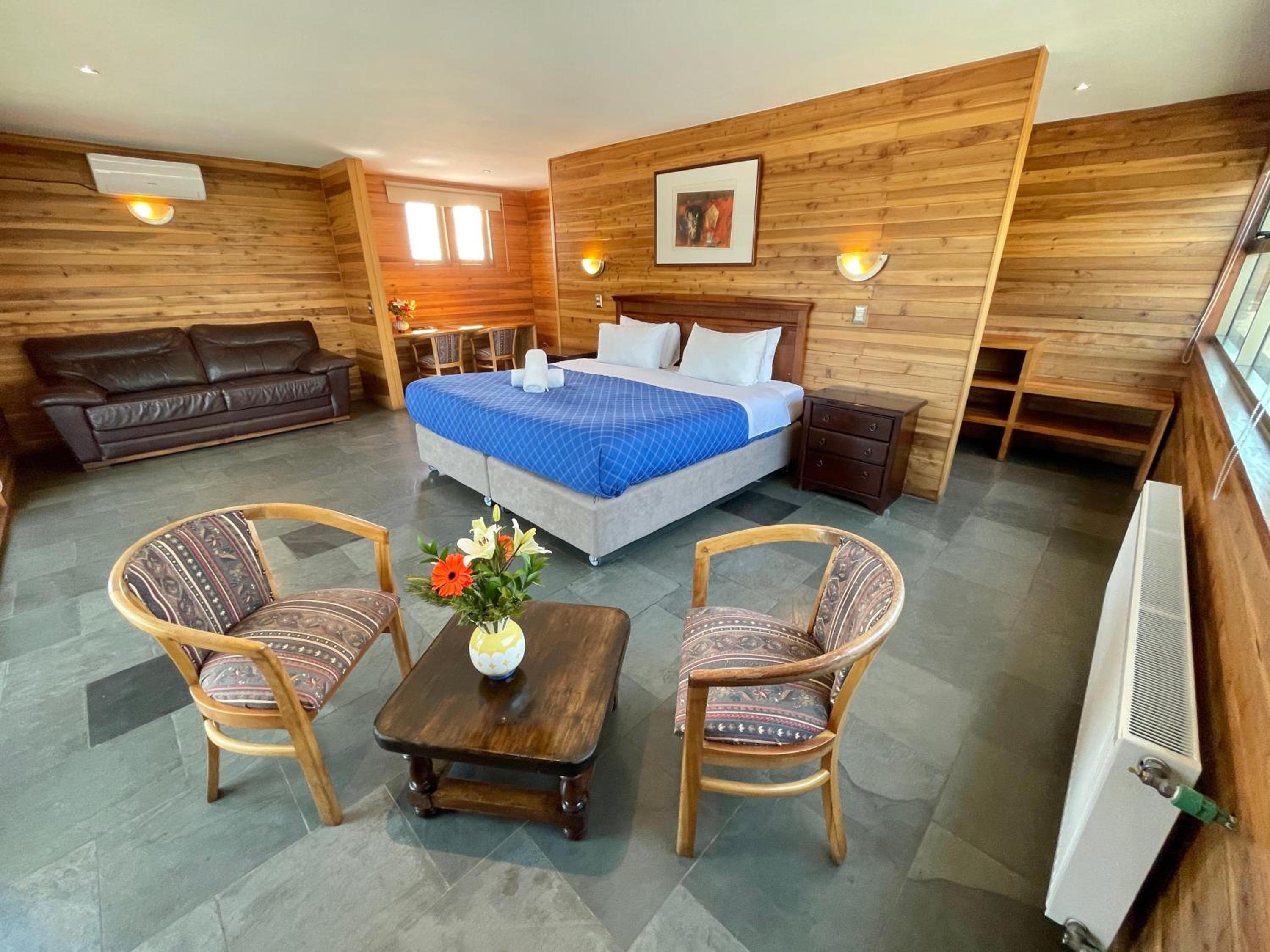 Suite photo 1