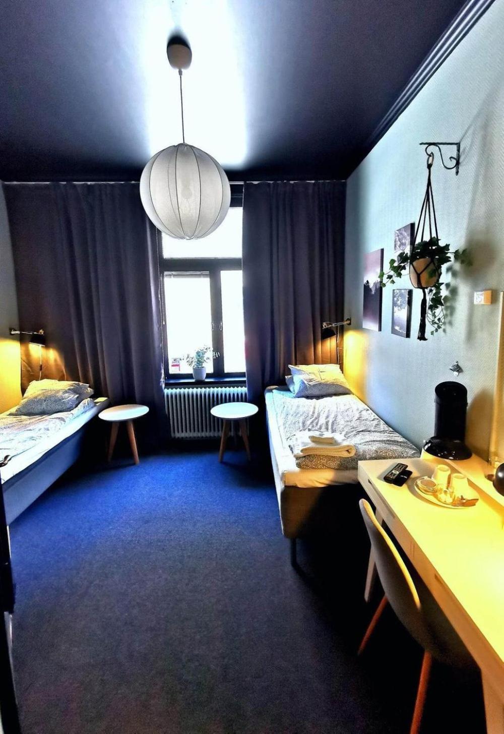 Double Room - Photo 3