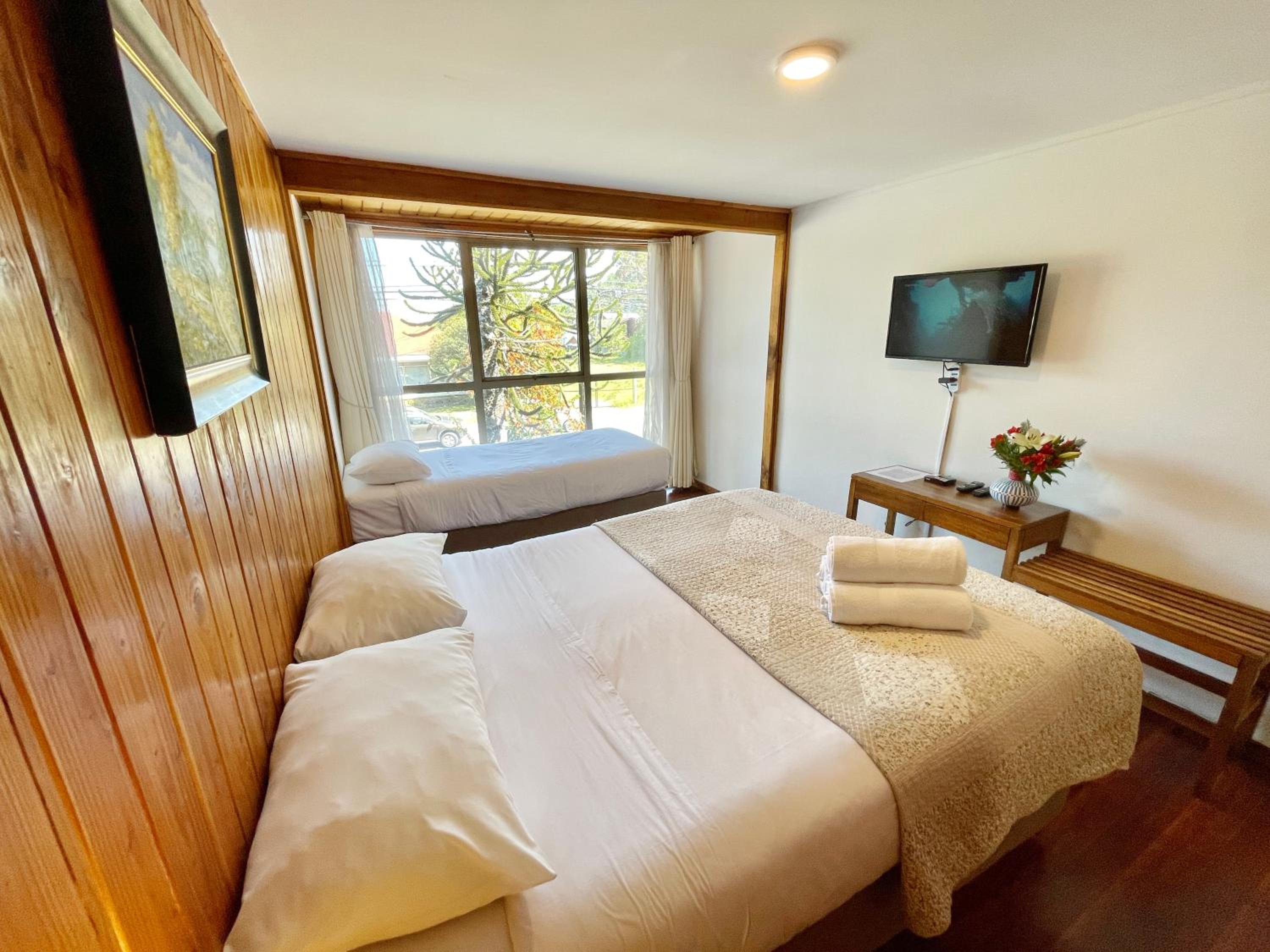 Superior Triple Room photo 3