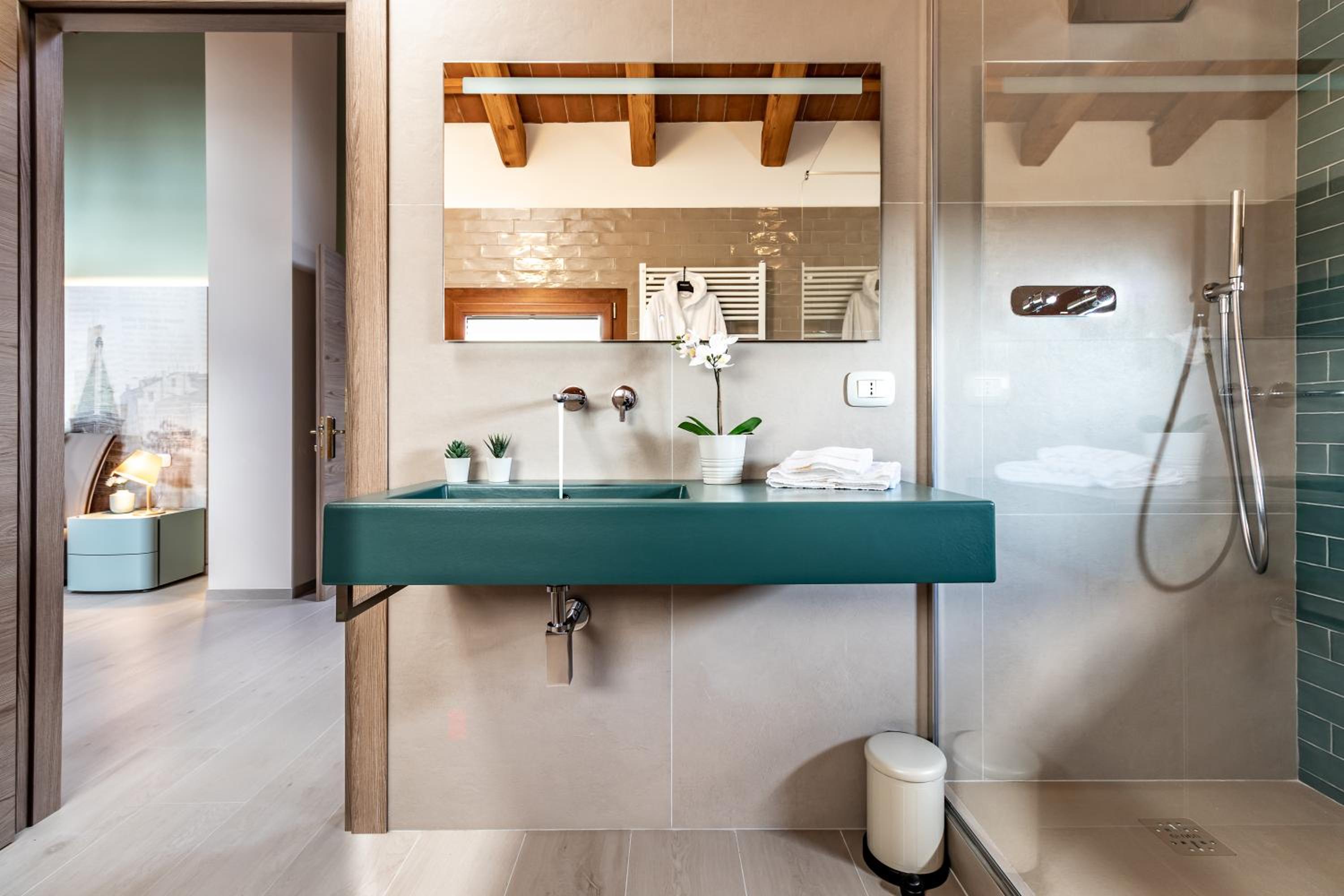 Family Suite - Photo 6