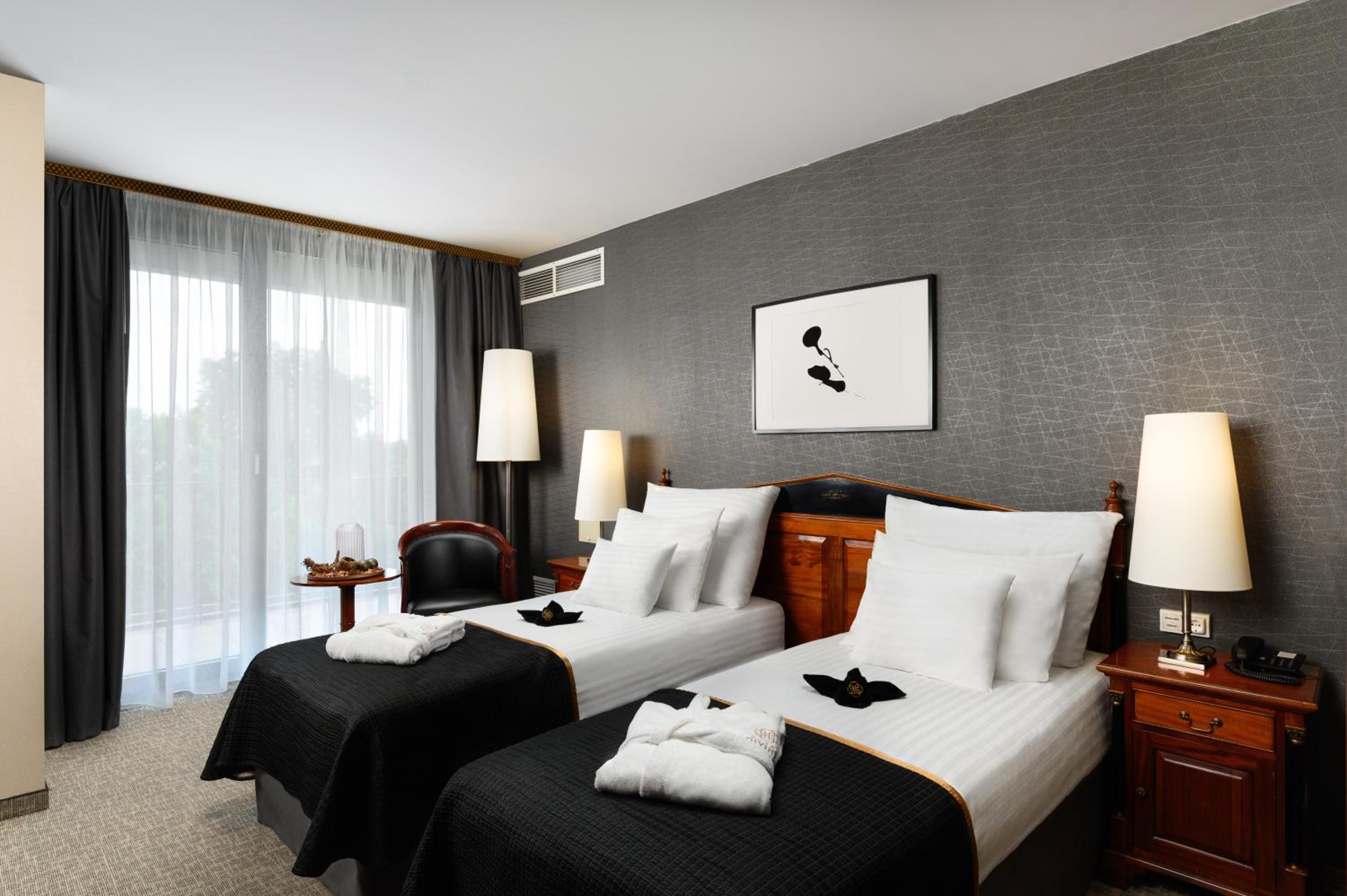 Royal Suite - Photo 4