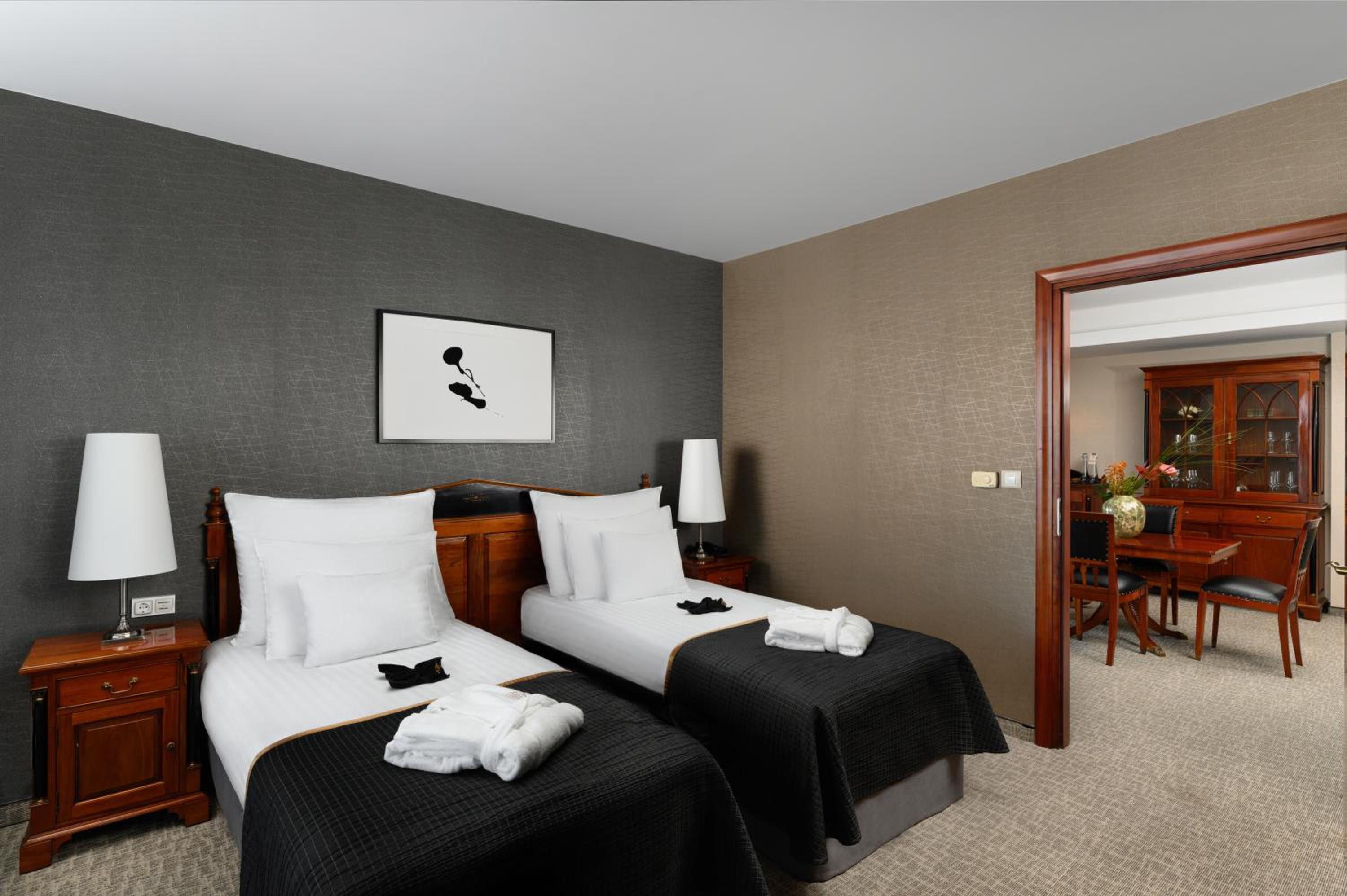 Royal Suite - Photo 1