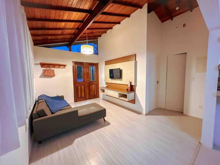 One-Bedroom House photo 2