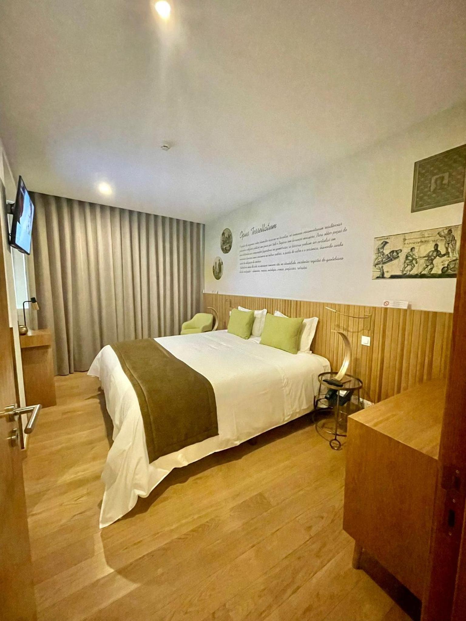 Suite - Photo 4