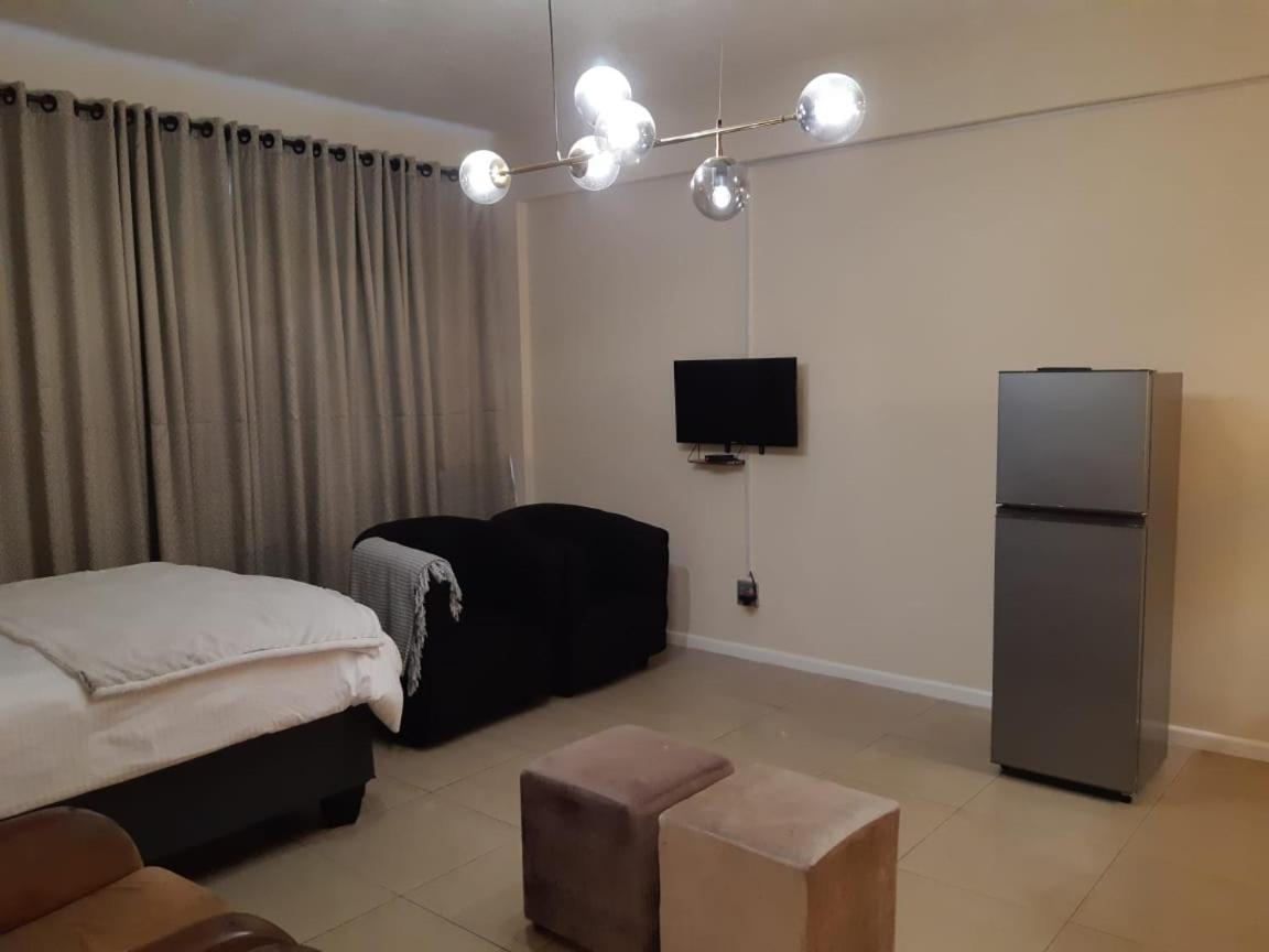 Two-Bedroom Superior Apartment - Photo 15