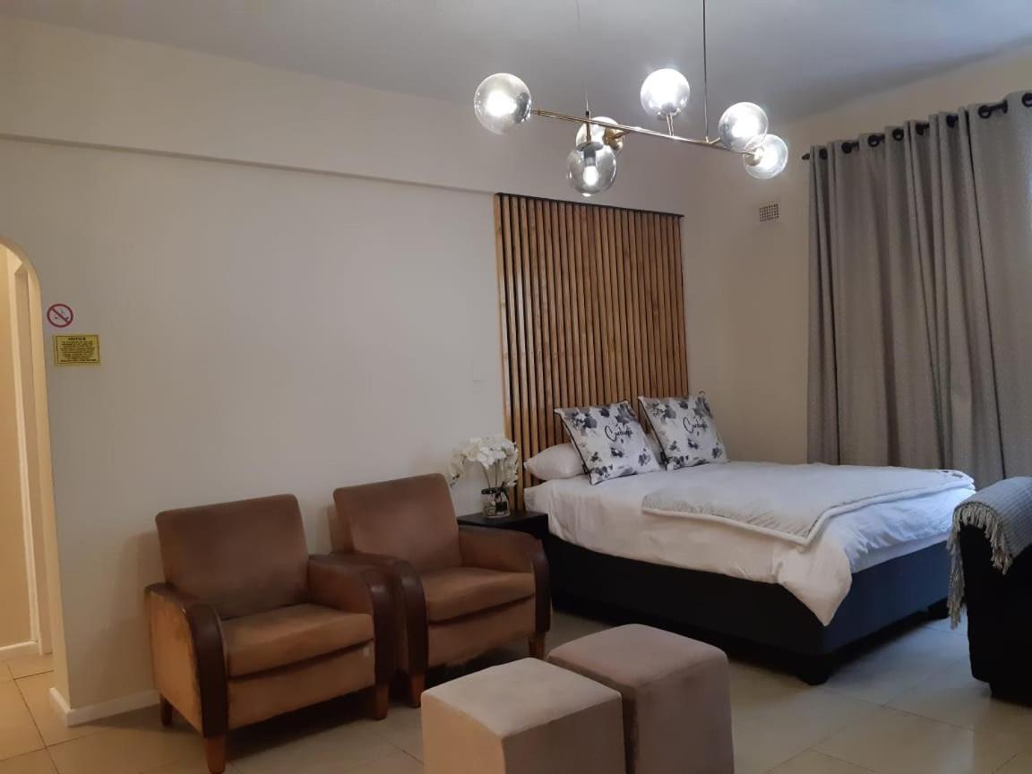 Two-Bedroom Superior Apartment - Photo 1