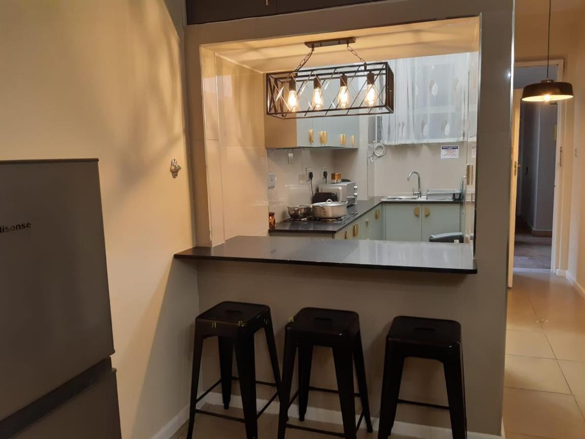 Two-Bedroom Superior Apartment - Photo 3