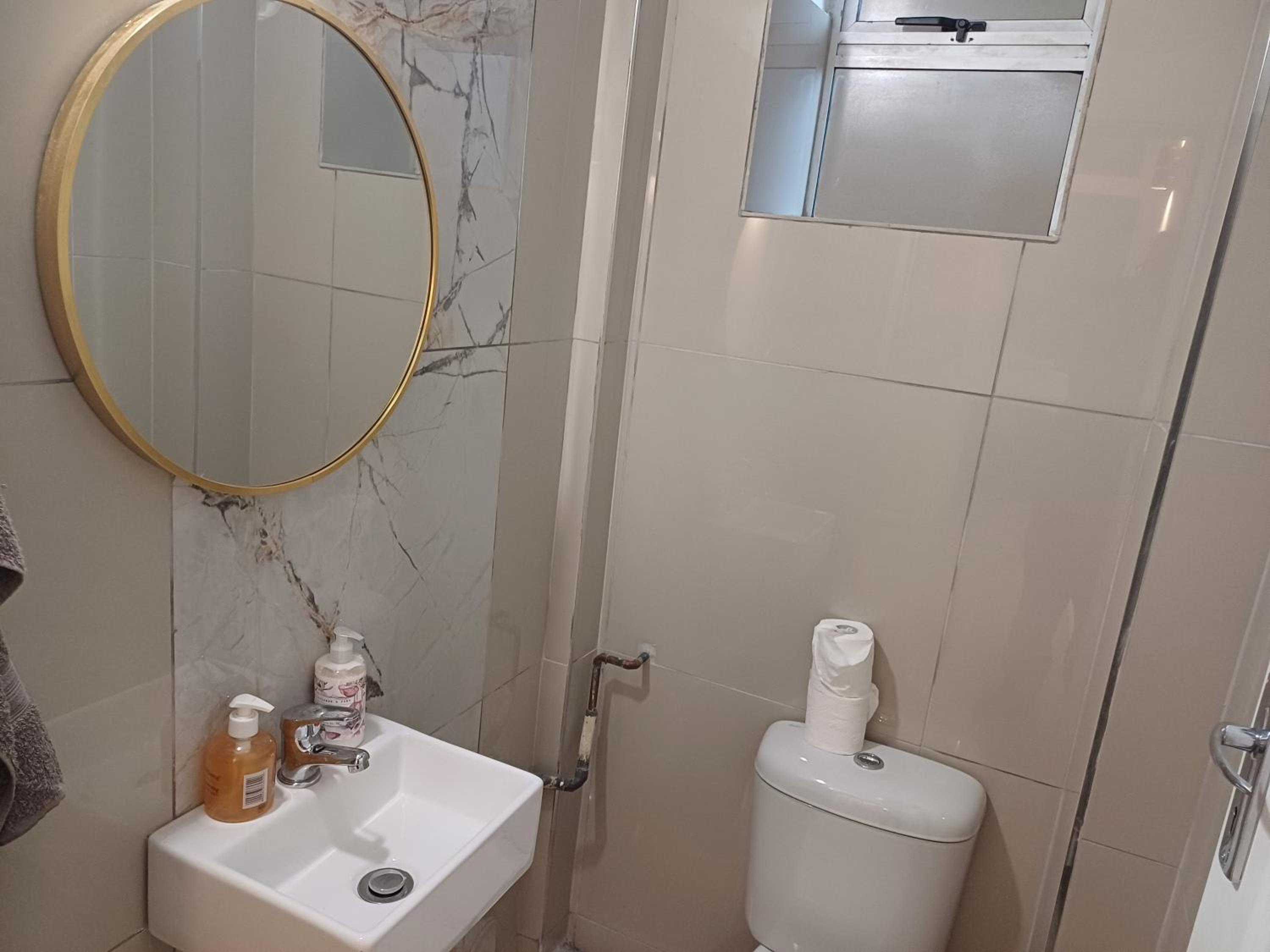 Two-Bedroom Superior Apartment - Photo 11