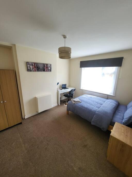 Four-Bedroom House photo 1