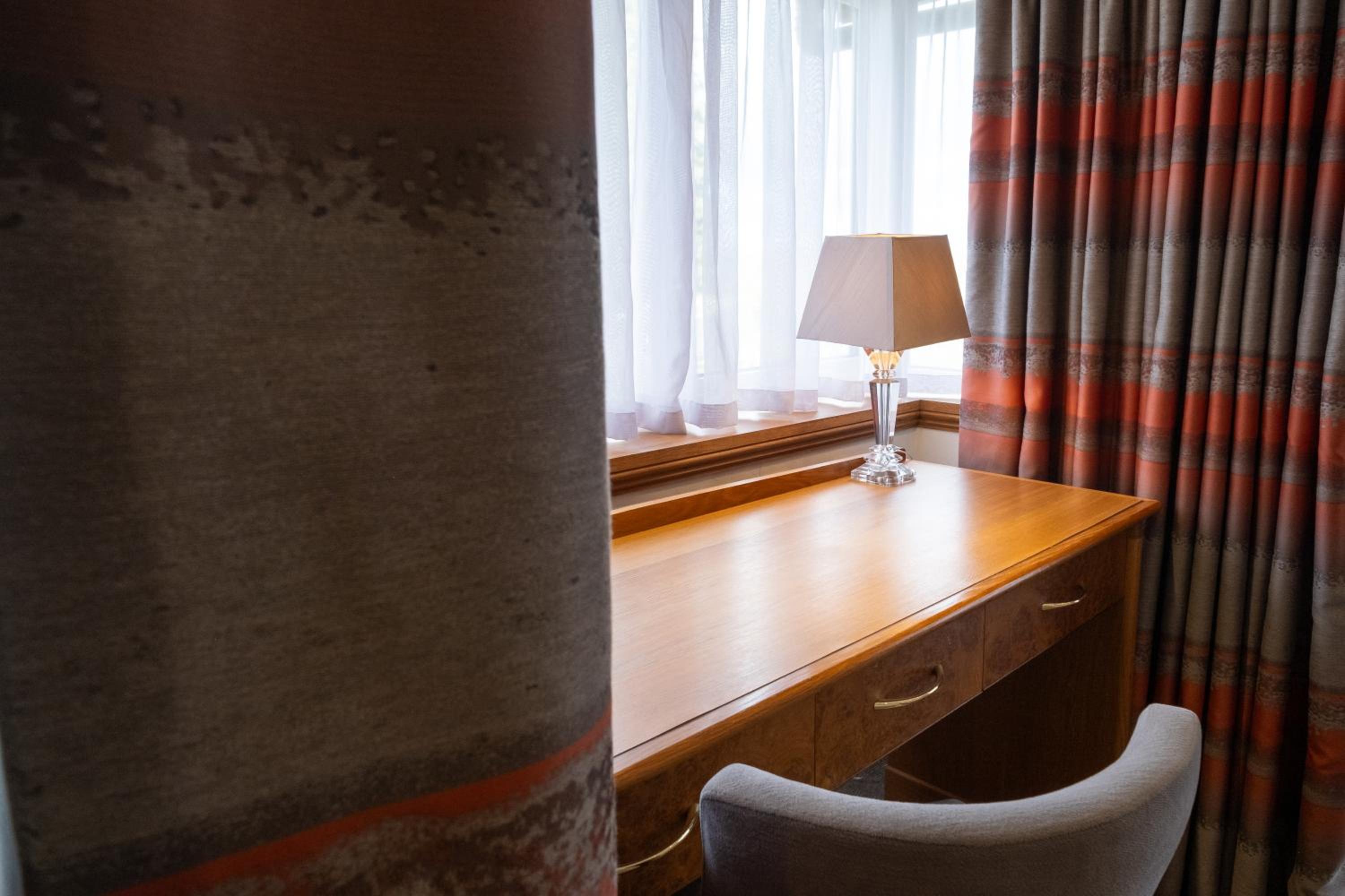 Standard Twin Room - Photo 2