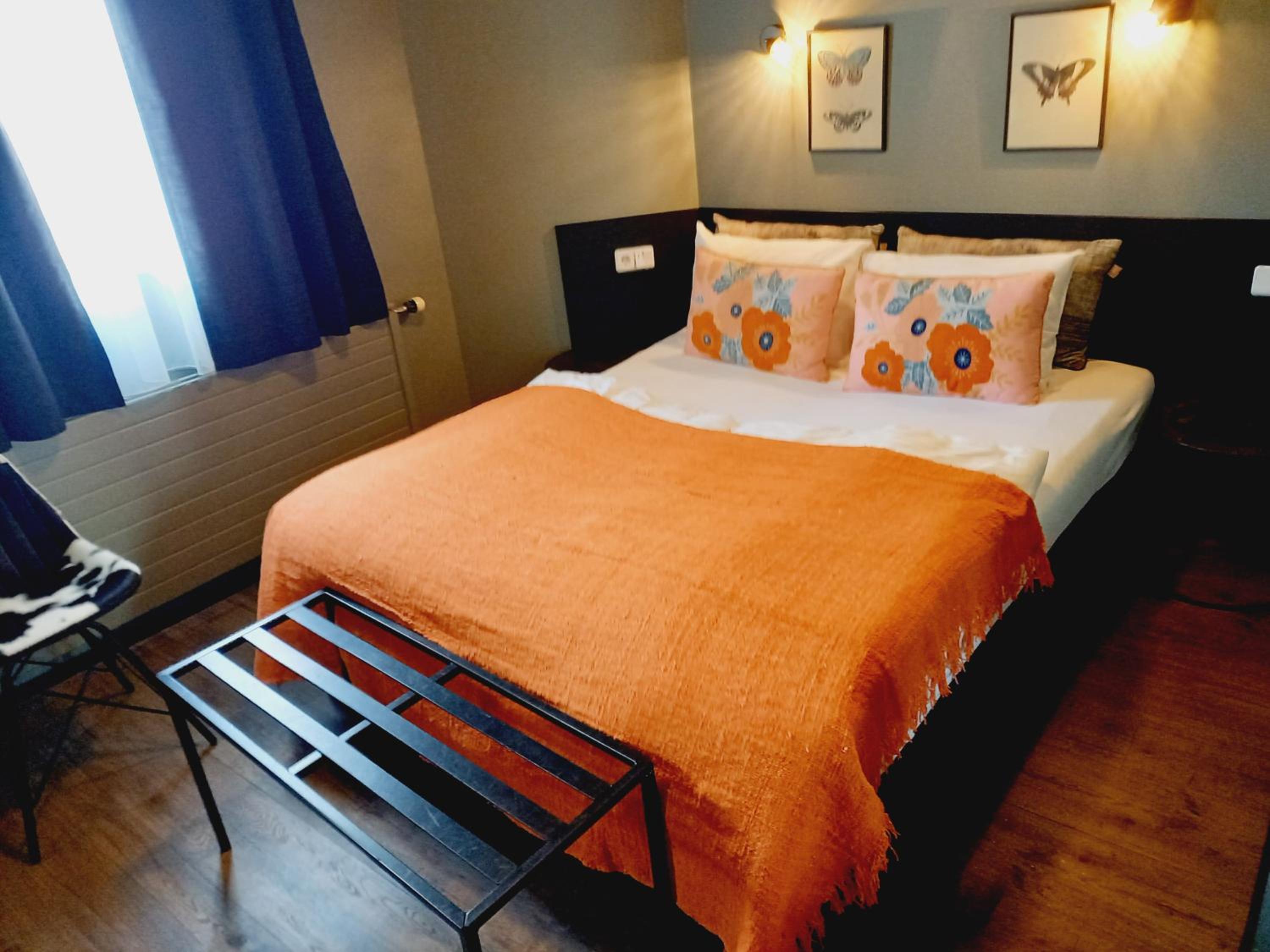Economy Double Room - Photo 6