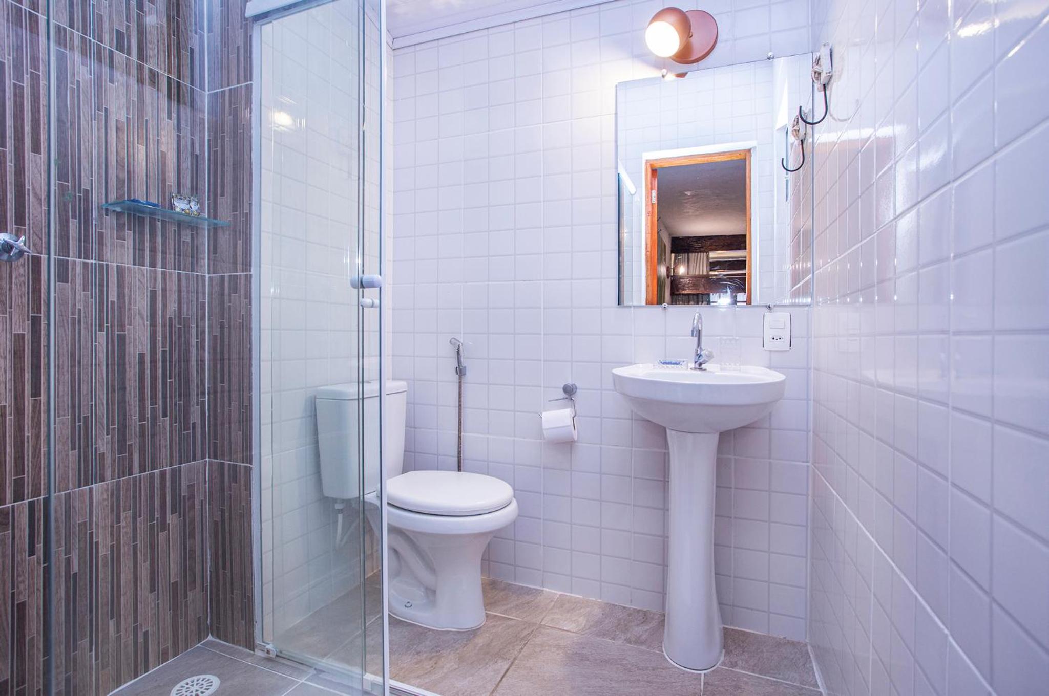 Standard Double Room - Photo 8