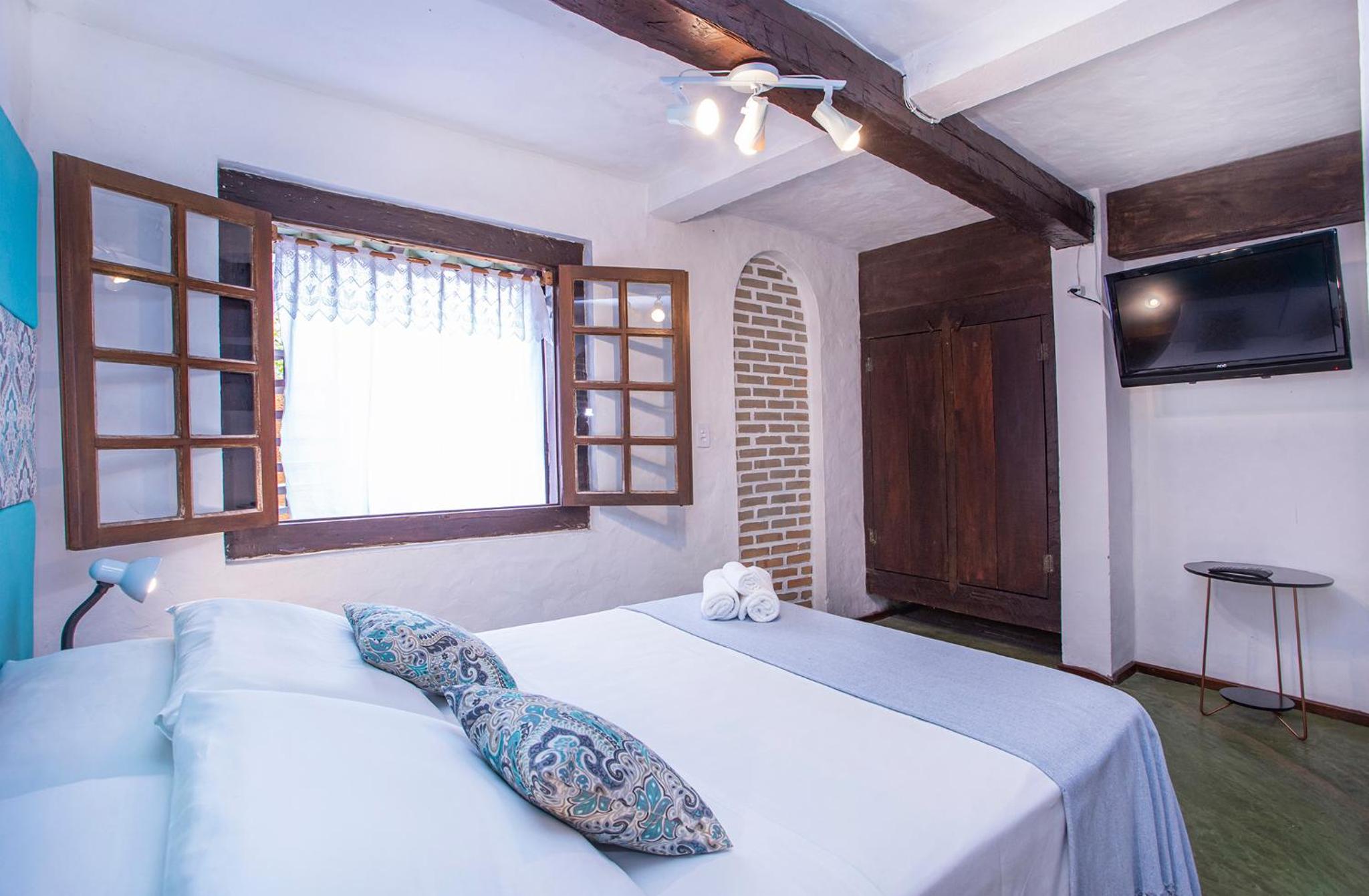 Standard Double Room - Photo 5