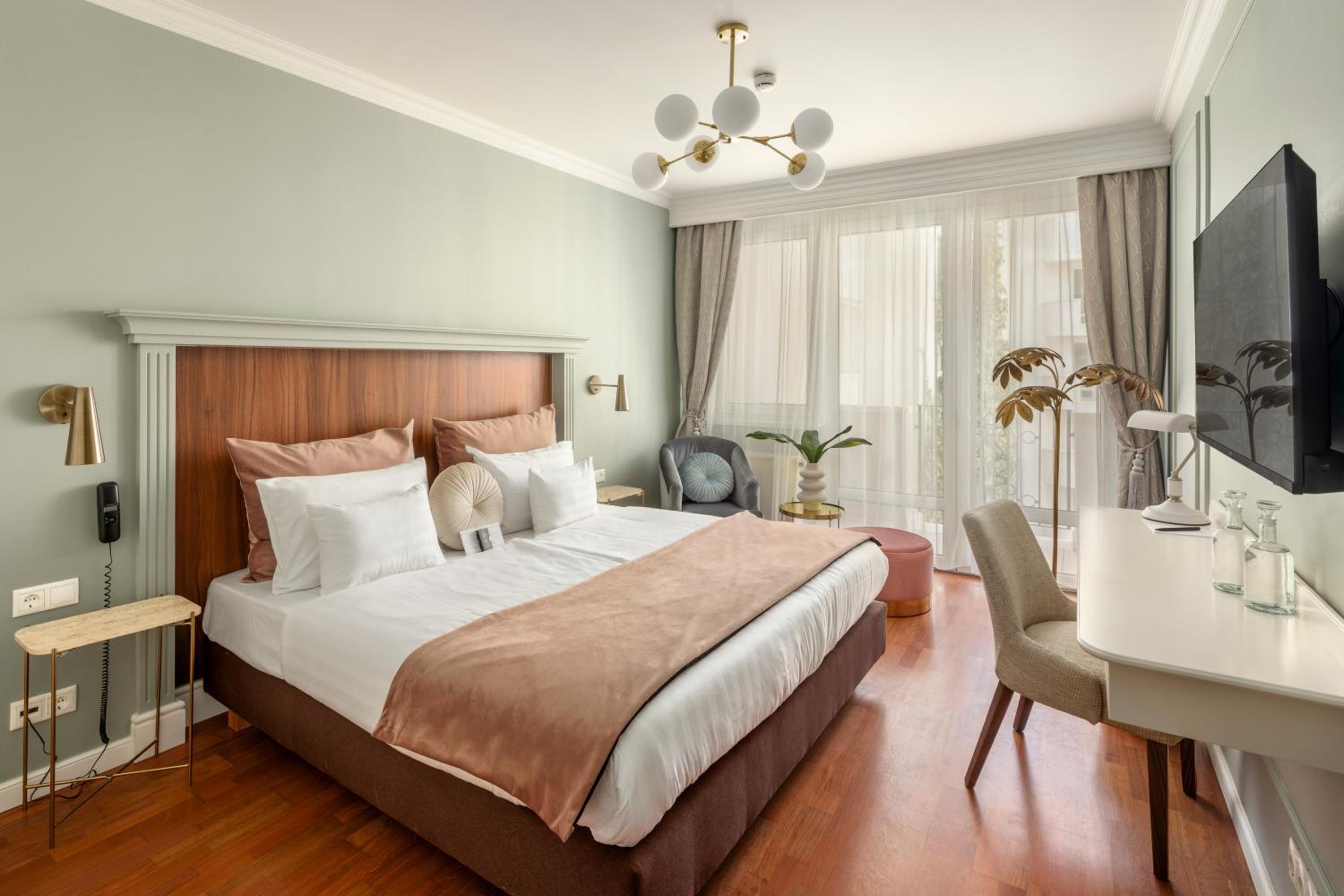 Double King Room