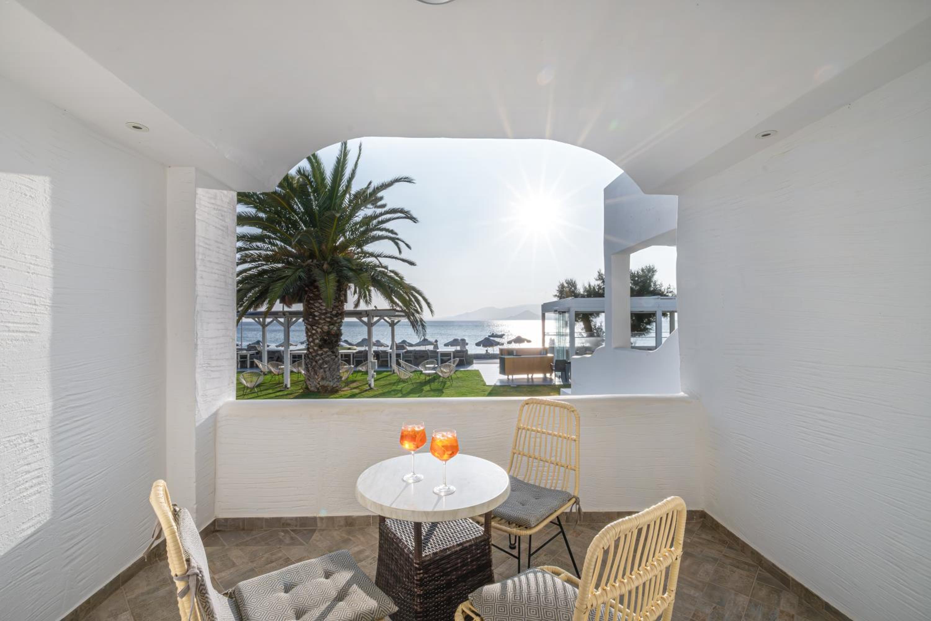 Superior Room with Sea View photo 2