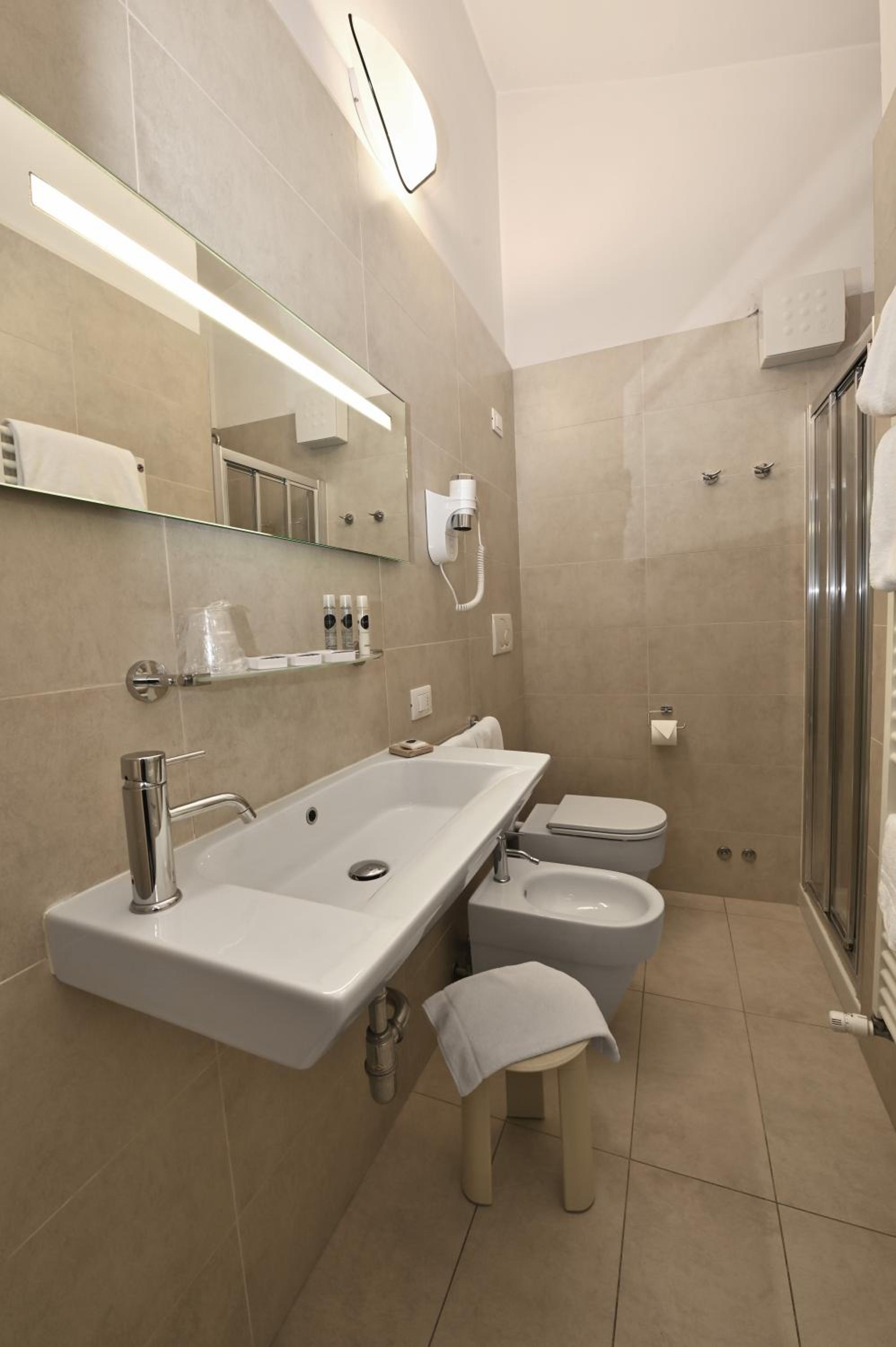 Superior Double Room - Photo 5