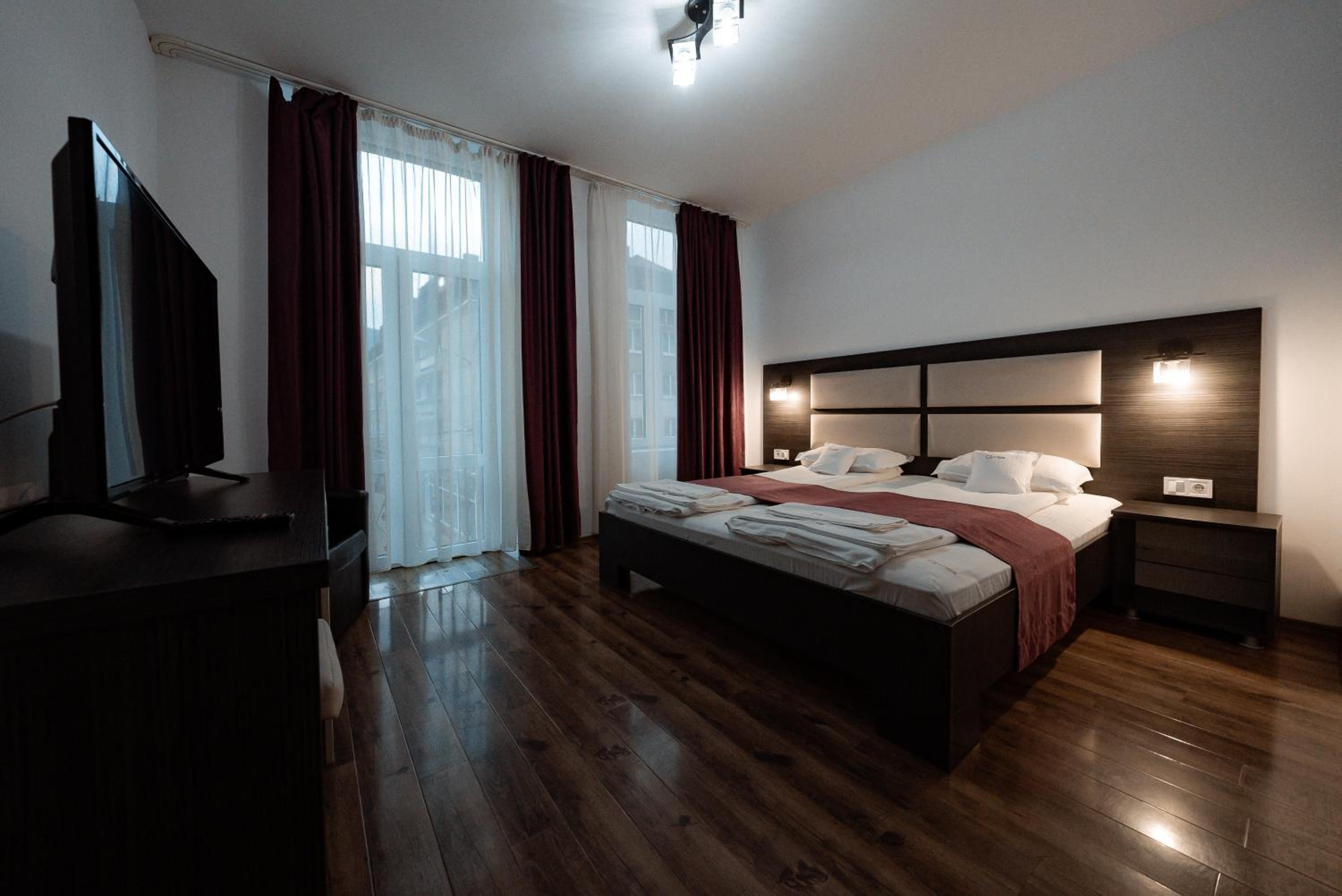 Deluxe Double Room photo 3