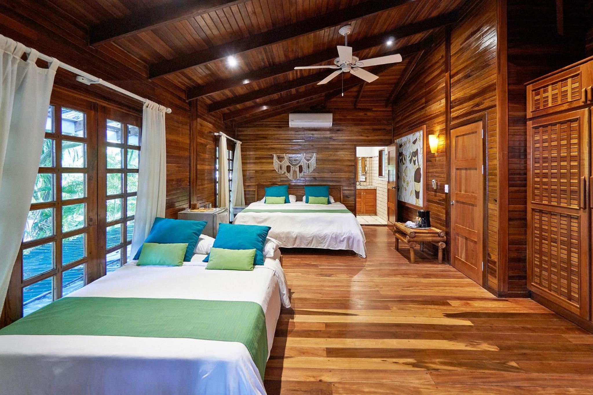 Beach Front Room photo 2