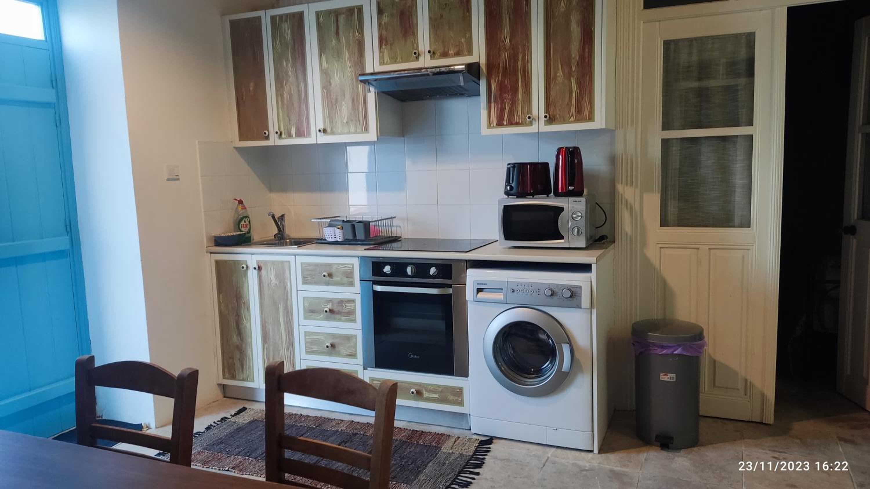 Two-Bedroom Apartment - Photo 5