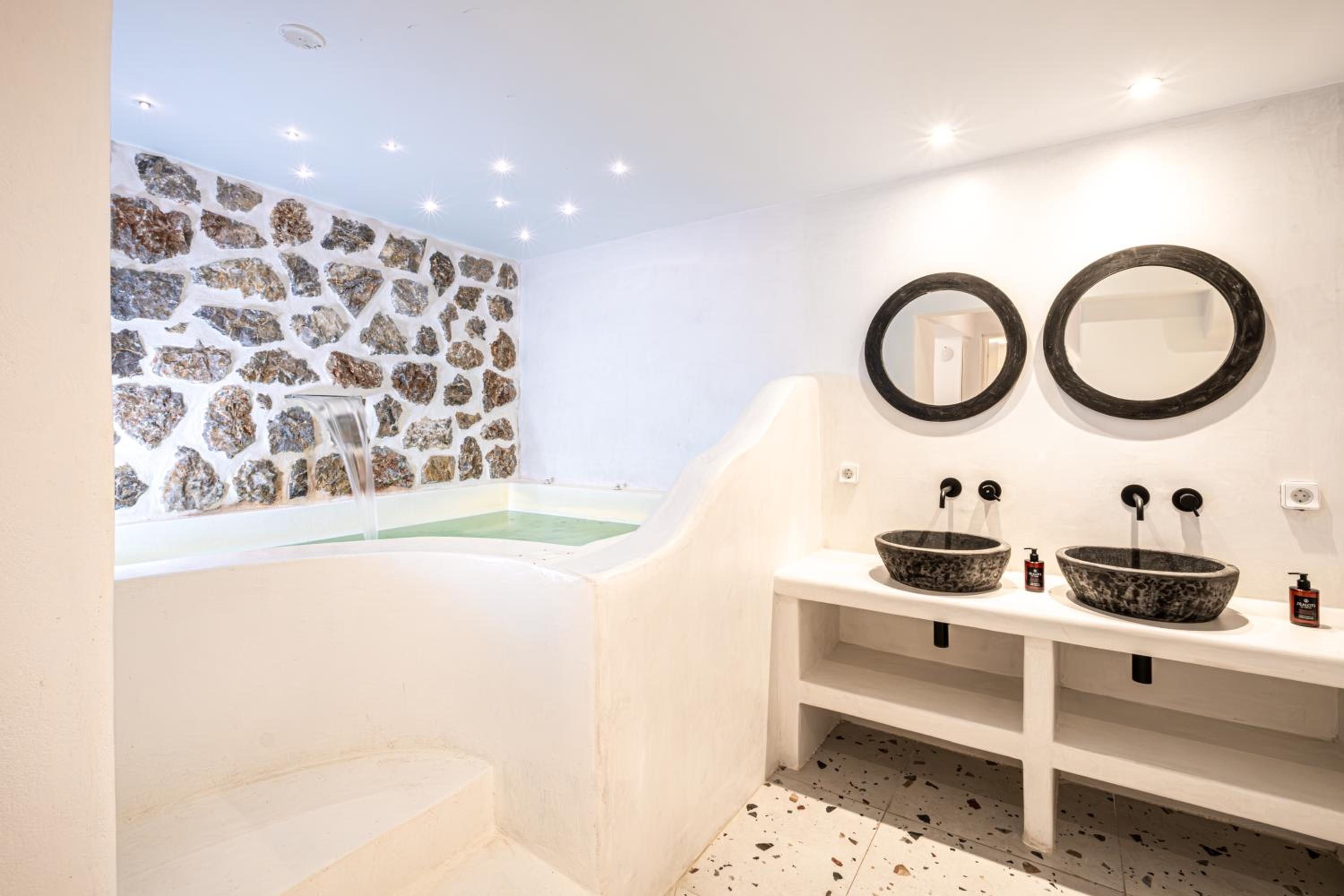 King 2 Bedroom Suite with Indoor Jetted Tub | Semi Basement photo 3