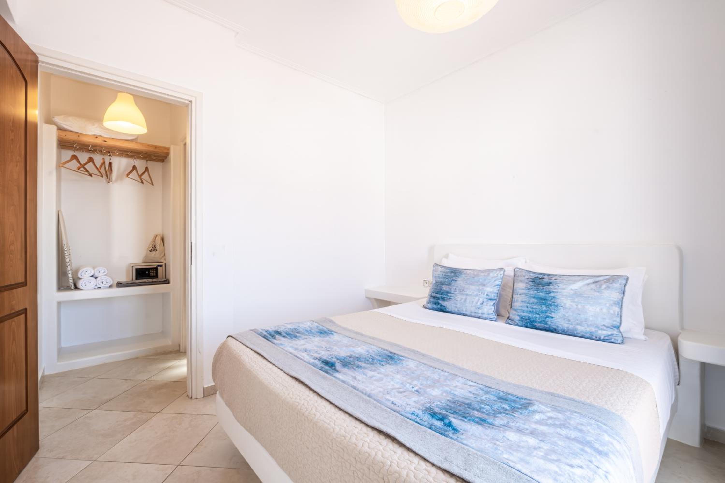 Junior Suite with Hot Tub & Sea View - Annex