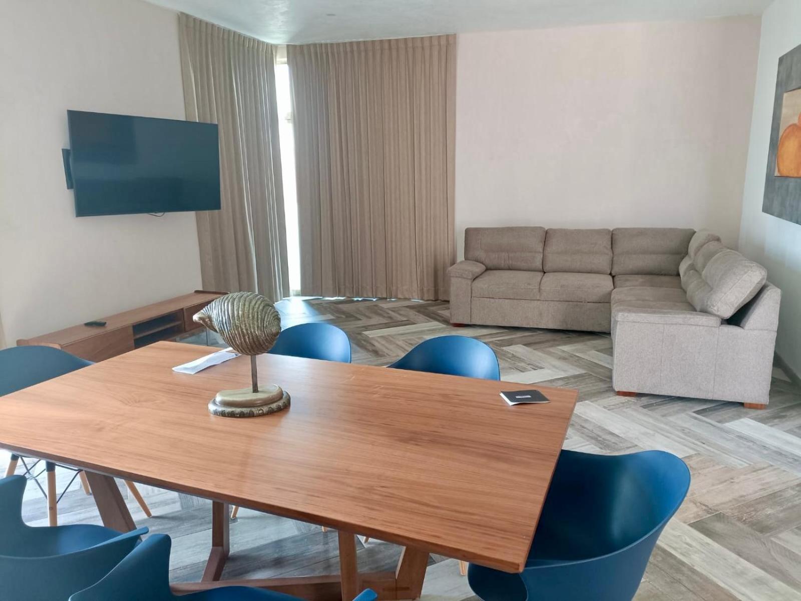 Apartment photo 1